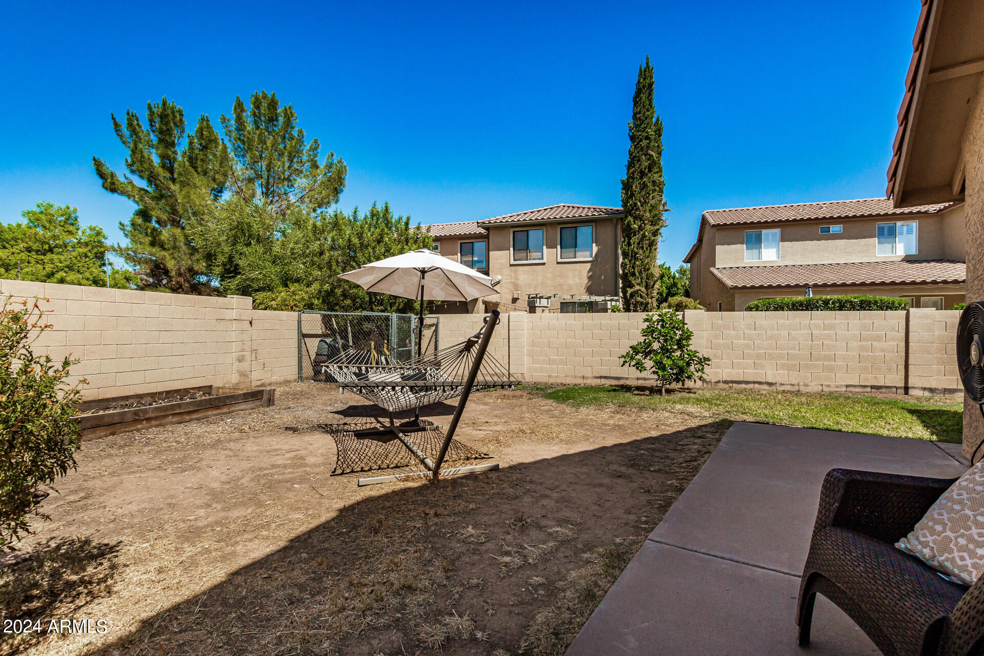 1207 W SEASCAPE Court
