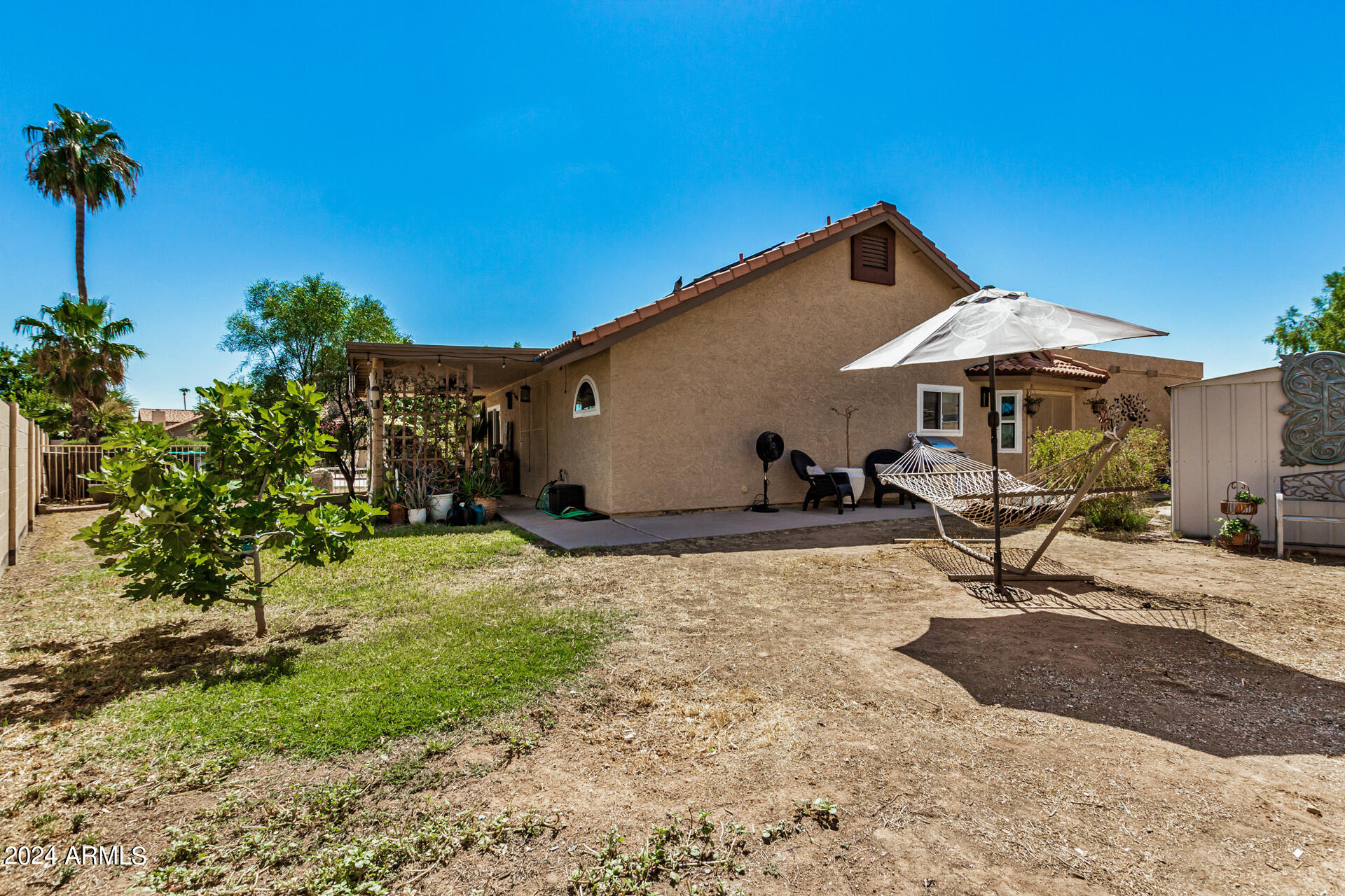 1207 W SEASCAPE Court