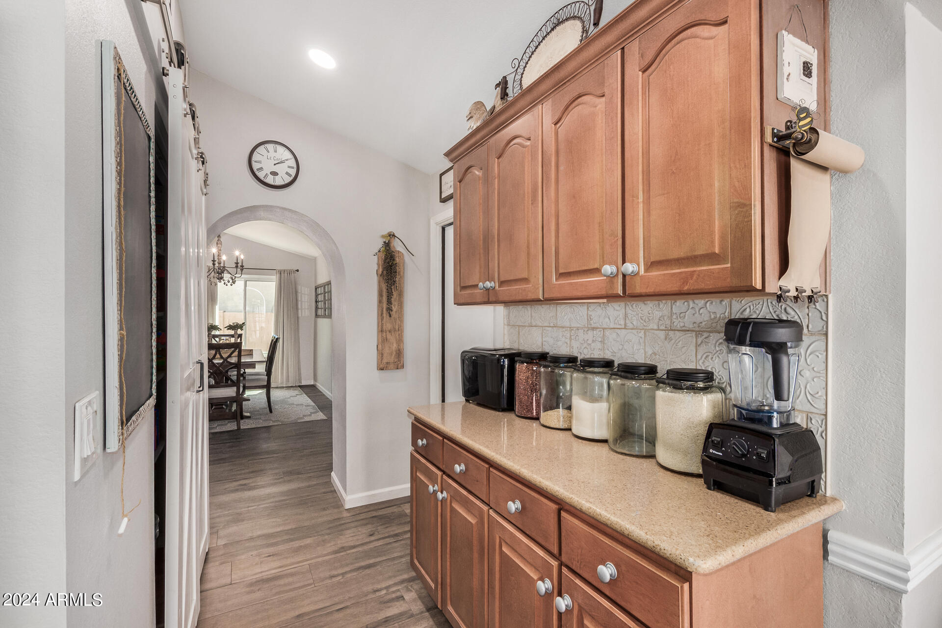 1207 W SEASCAPE Court