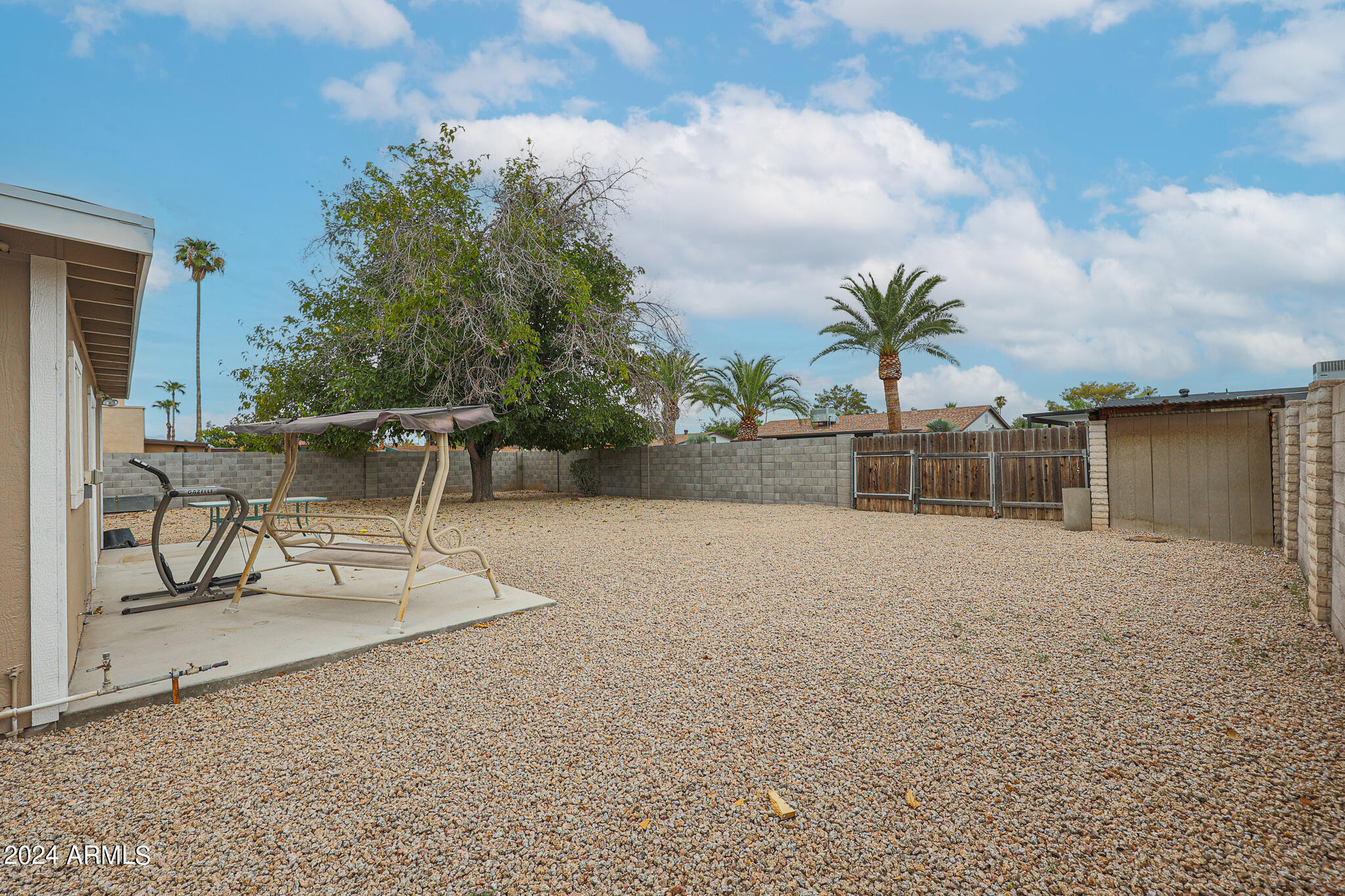 3443 E PARADISE Drive