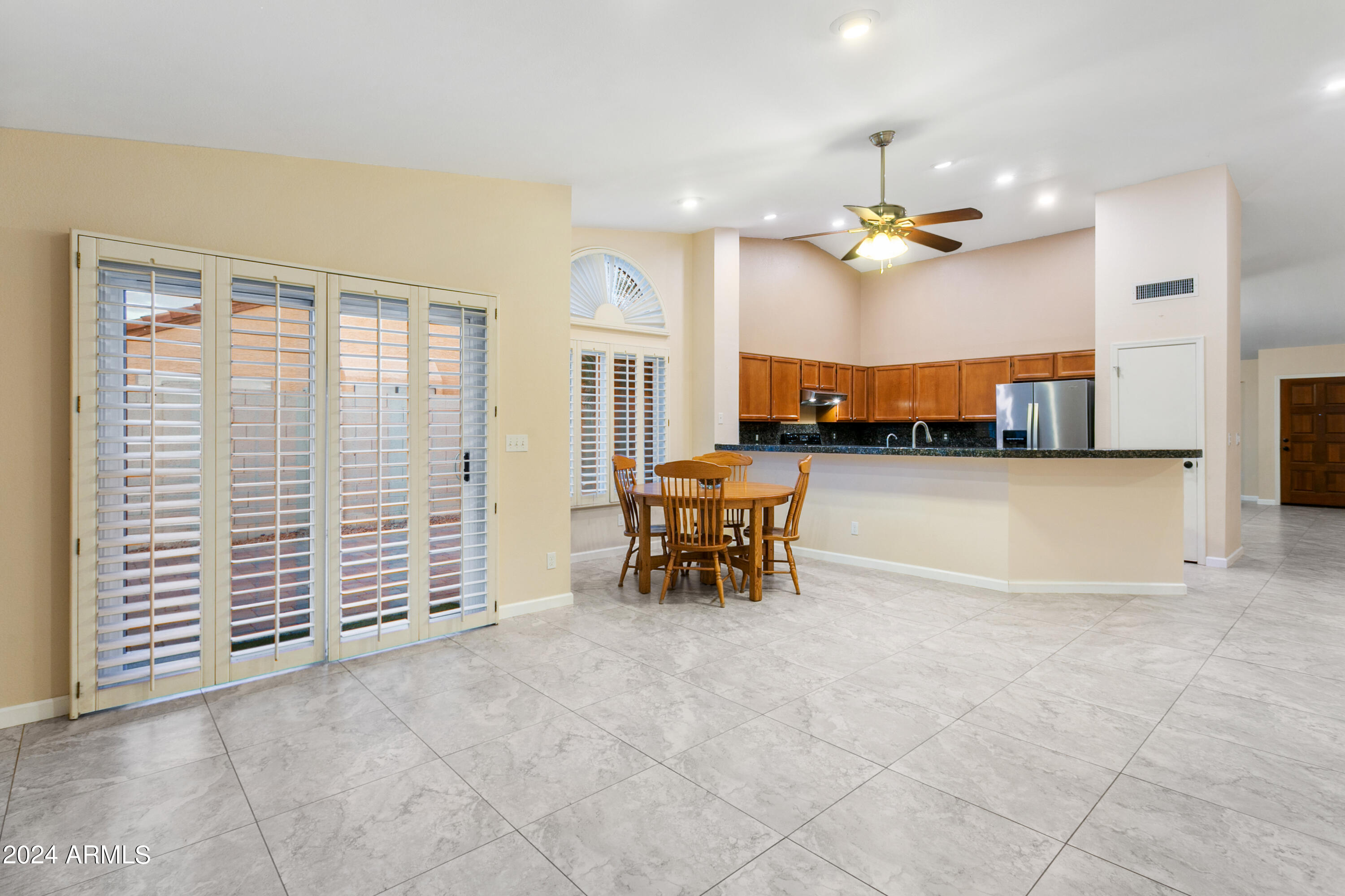 3706 E DESERT FLOWER Lane