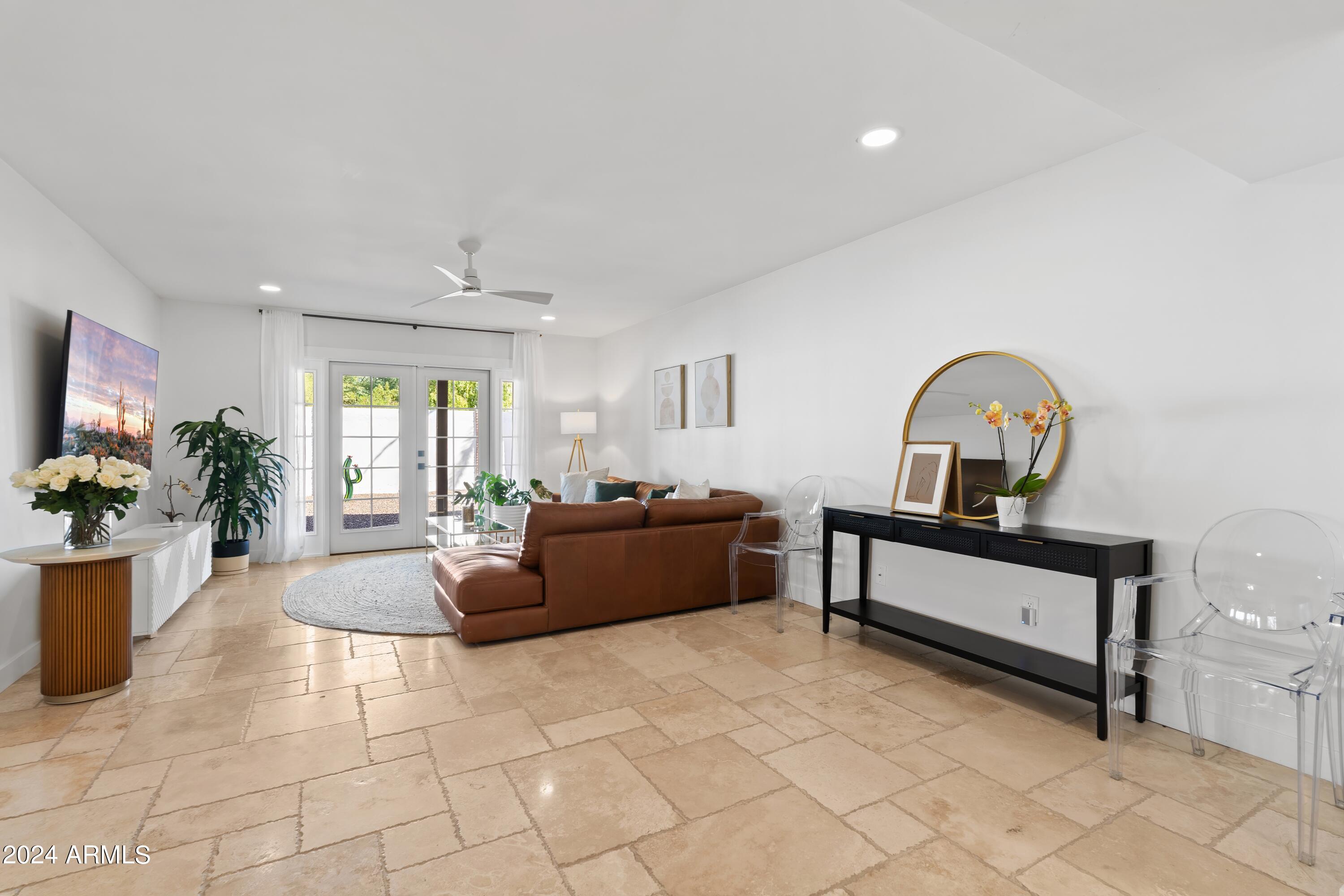 1225 E RANCHO Drive