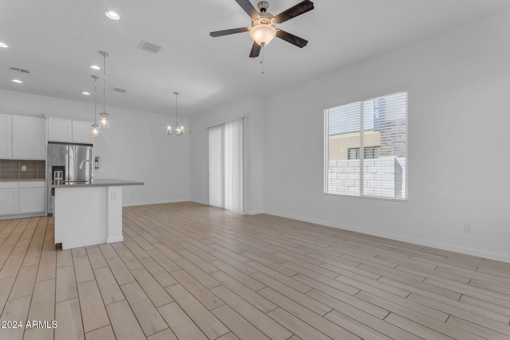 901 S Smith Road 1039