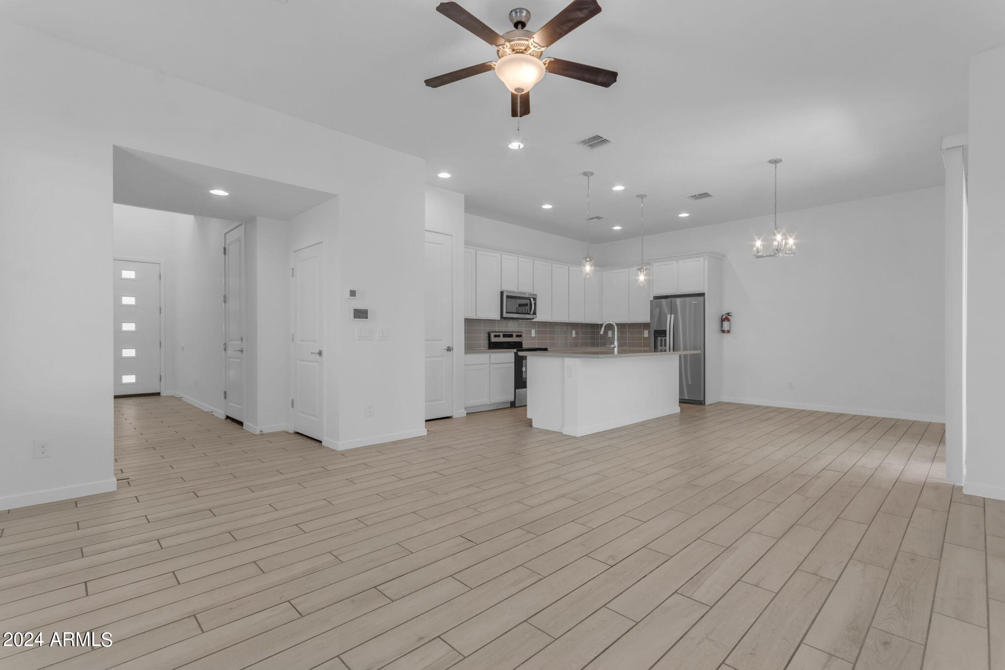 901 S Smith Road 1039
