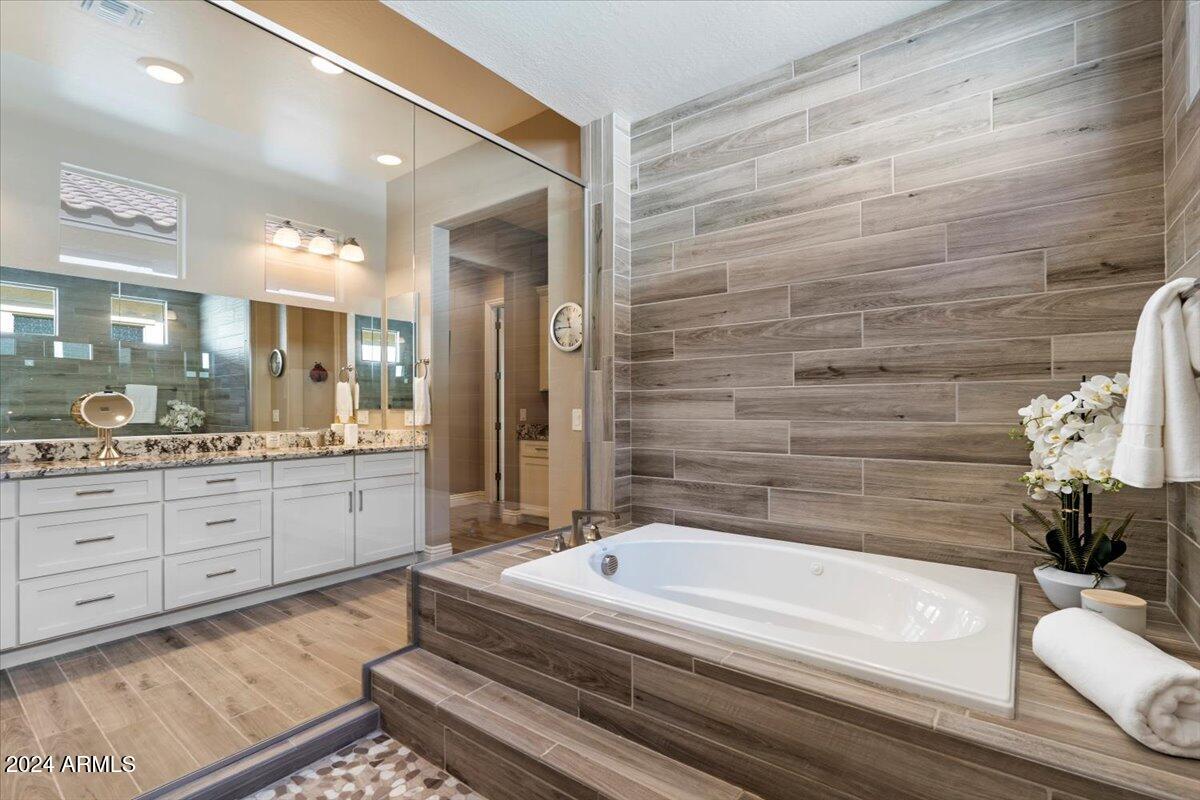31222 N 54TH Place