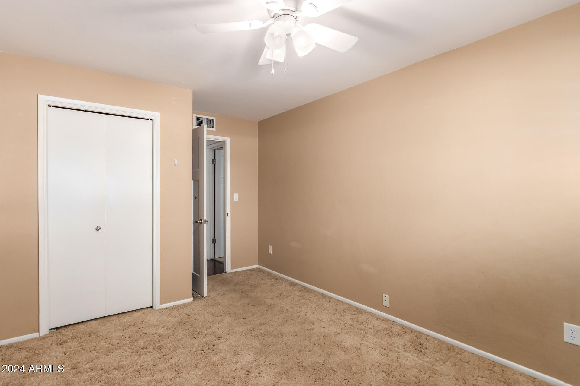 322 E LA DIOSA Drive