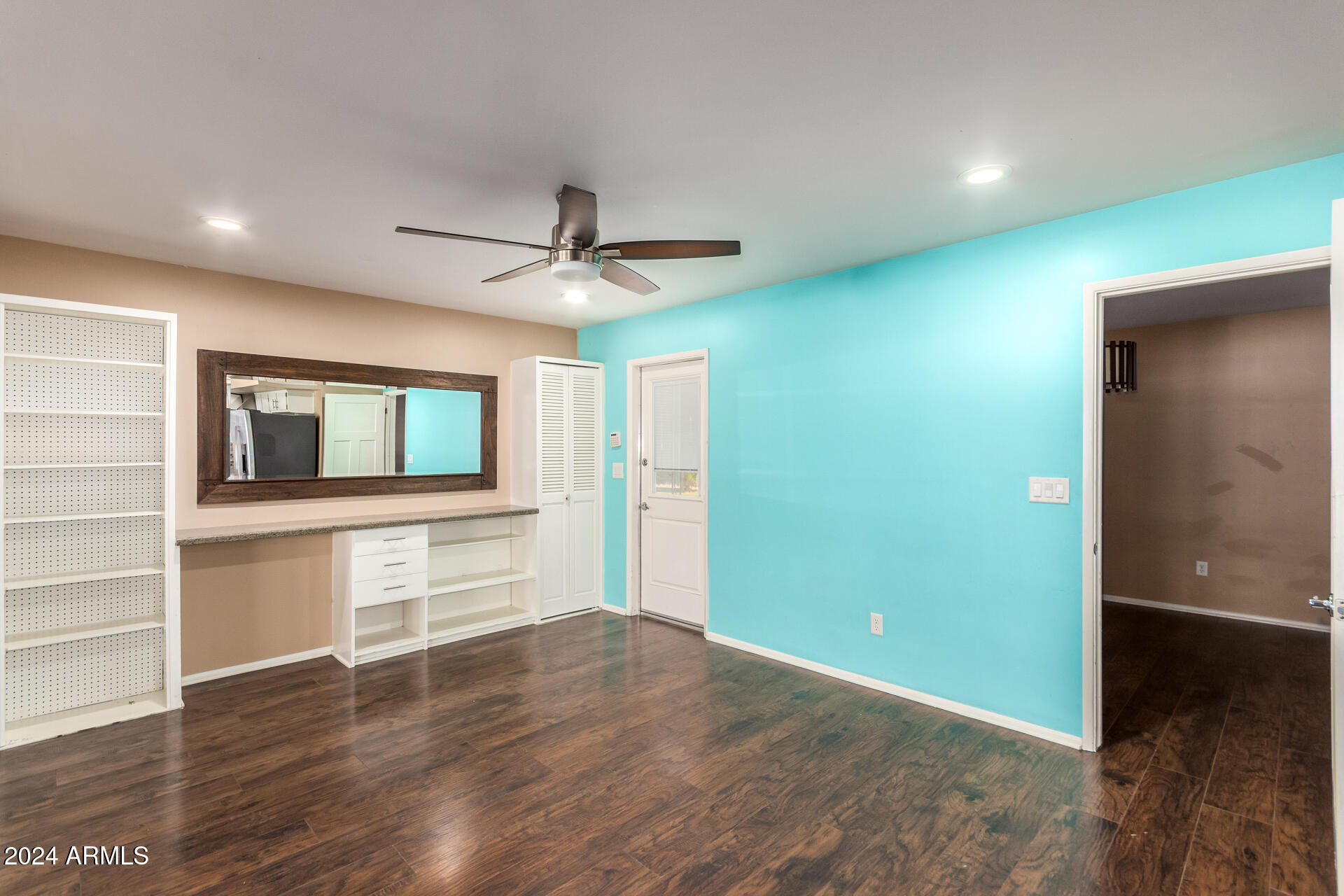 322 E LA DIOSA Drive