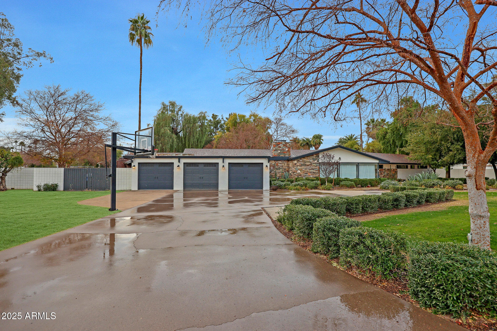5325 E FLOWER Street