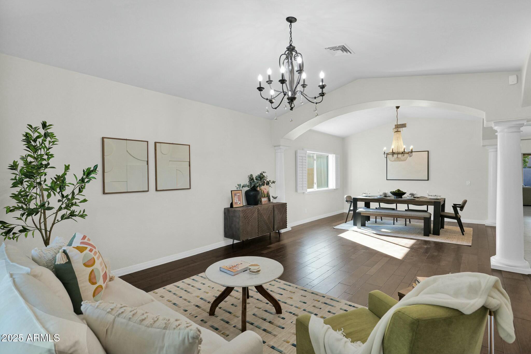 957 E CEDAR Drive