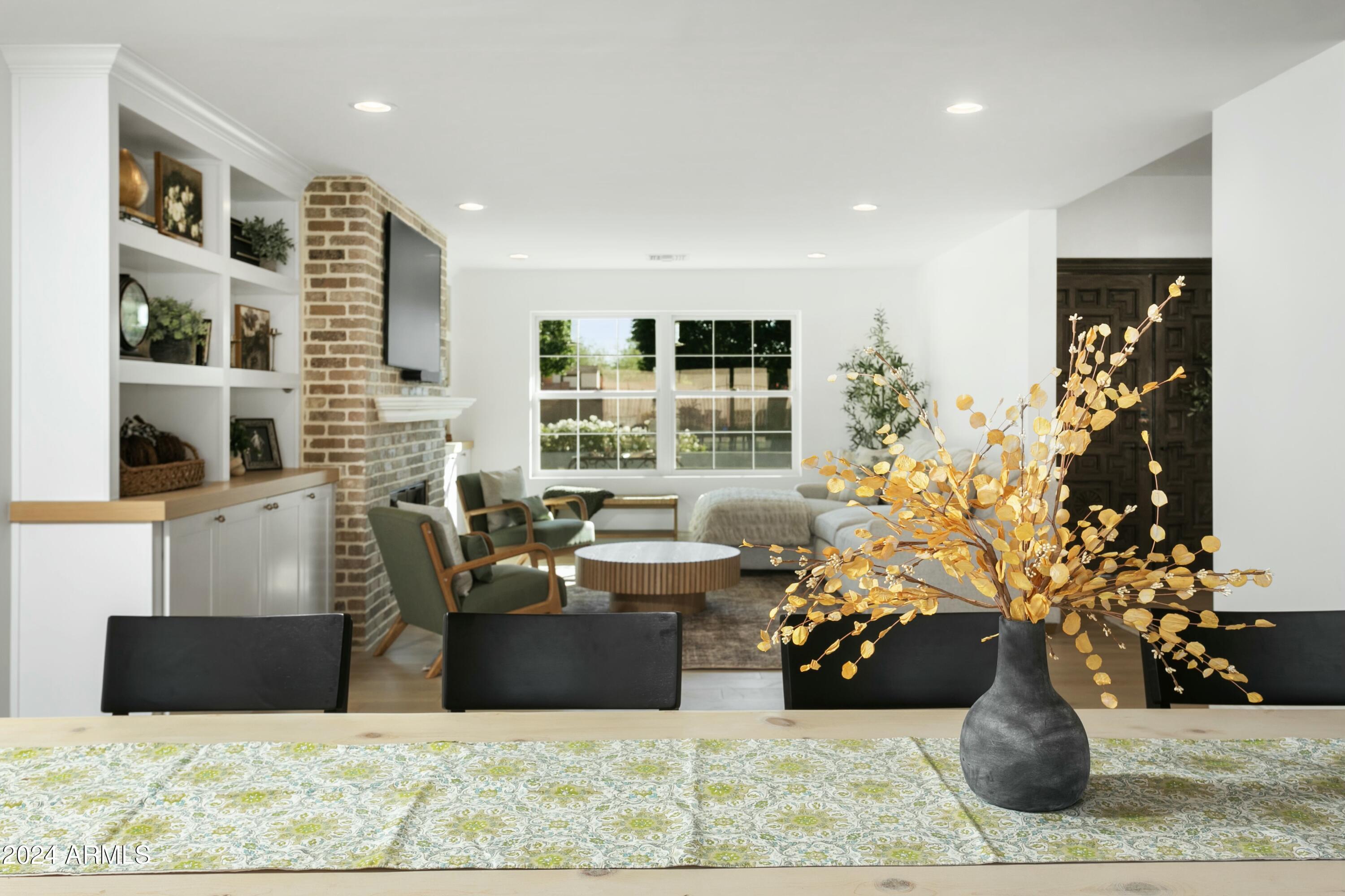 2246 E BETHANY HOME Road