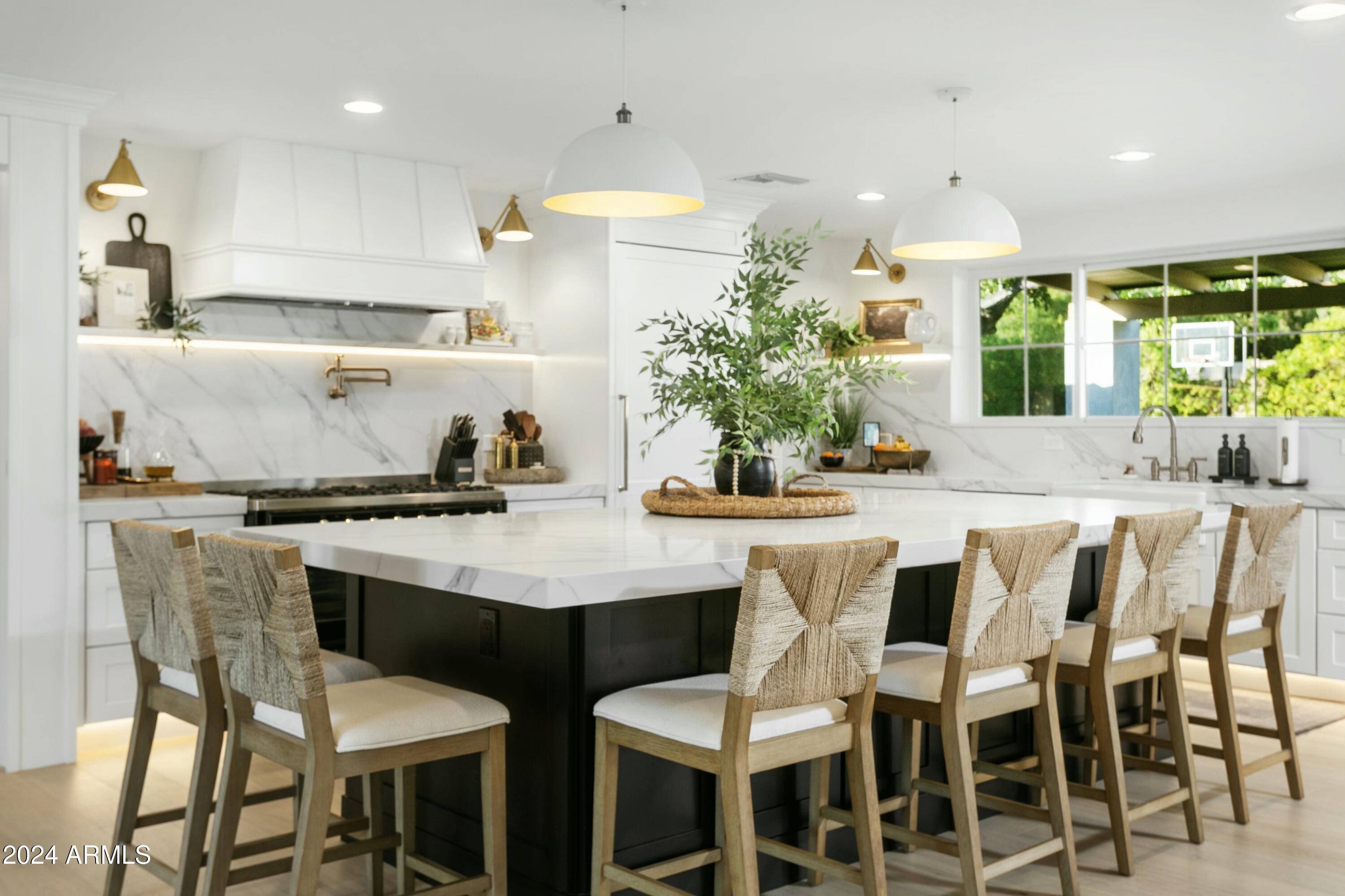 2246 E BETHANY HOME Road