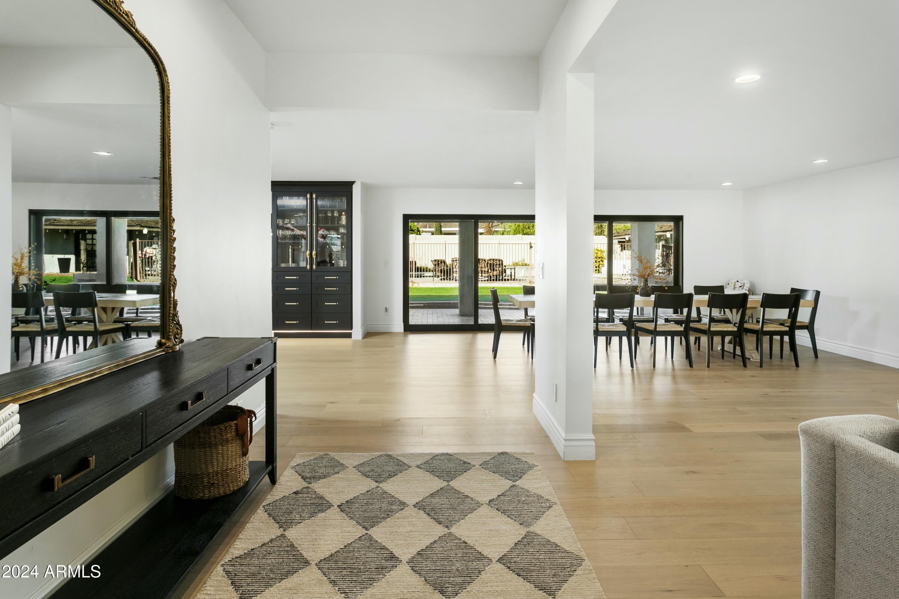 2246 E BETHANY HOME Road