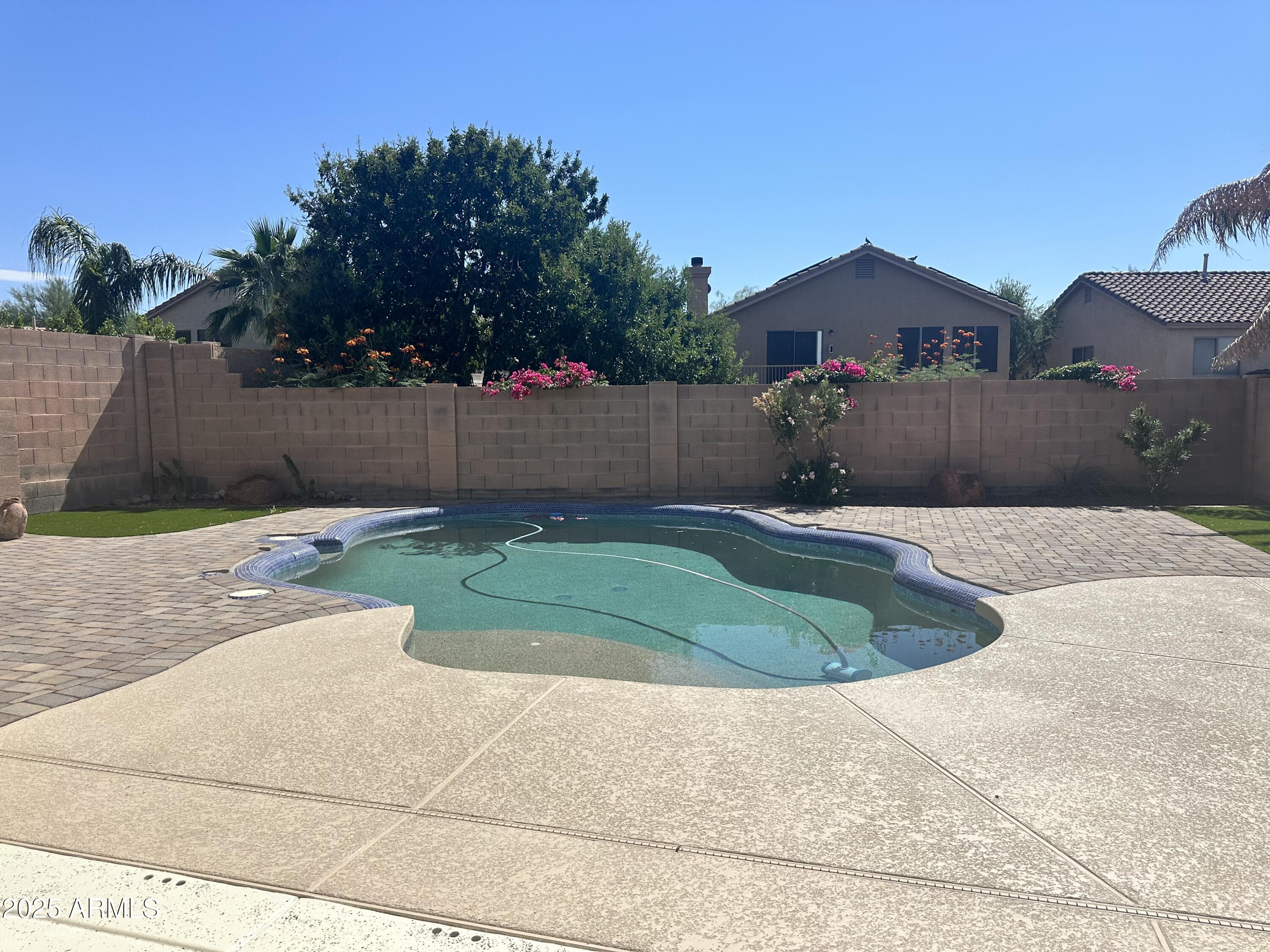 7543 E CHRISTMAS CHOLLA Drive