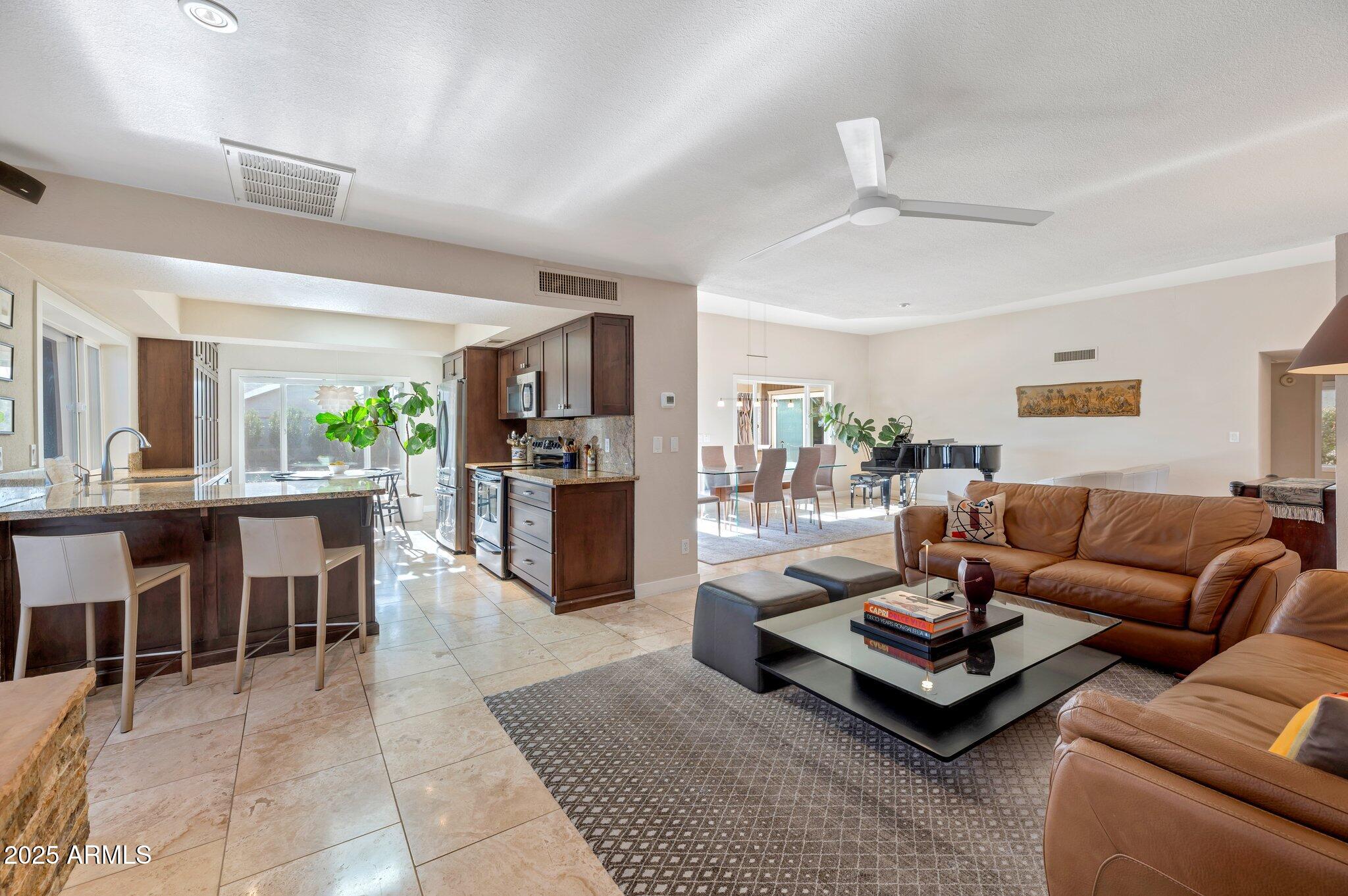 8137 E NASEEM Trail