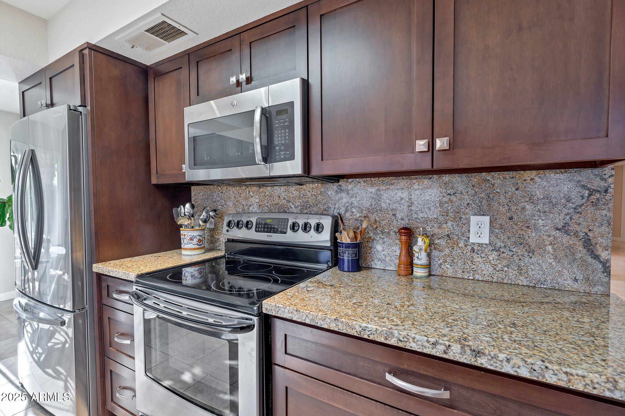 8137 E NASEEM Trail