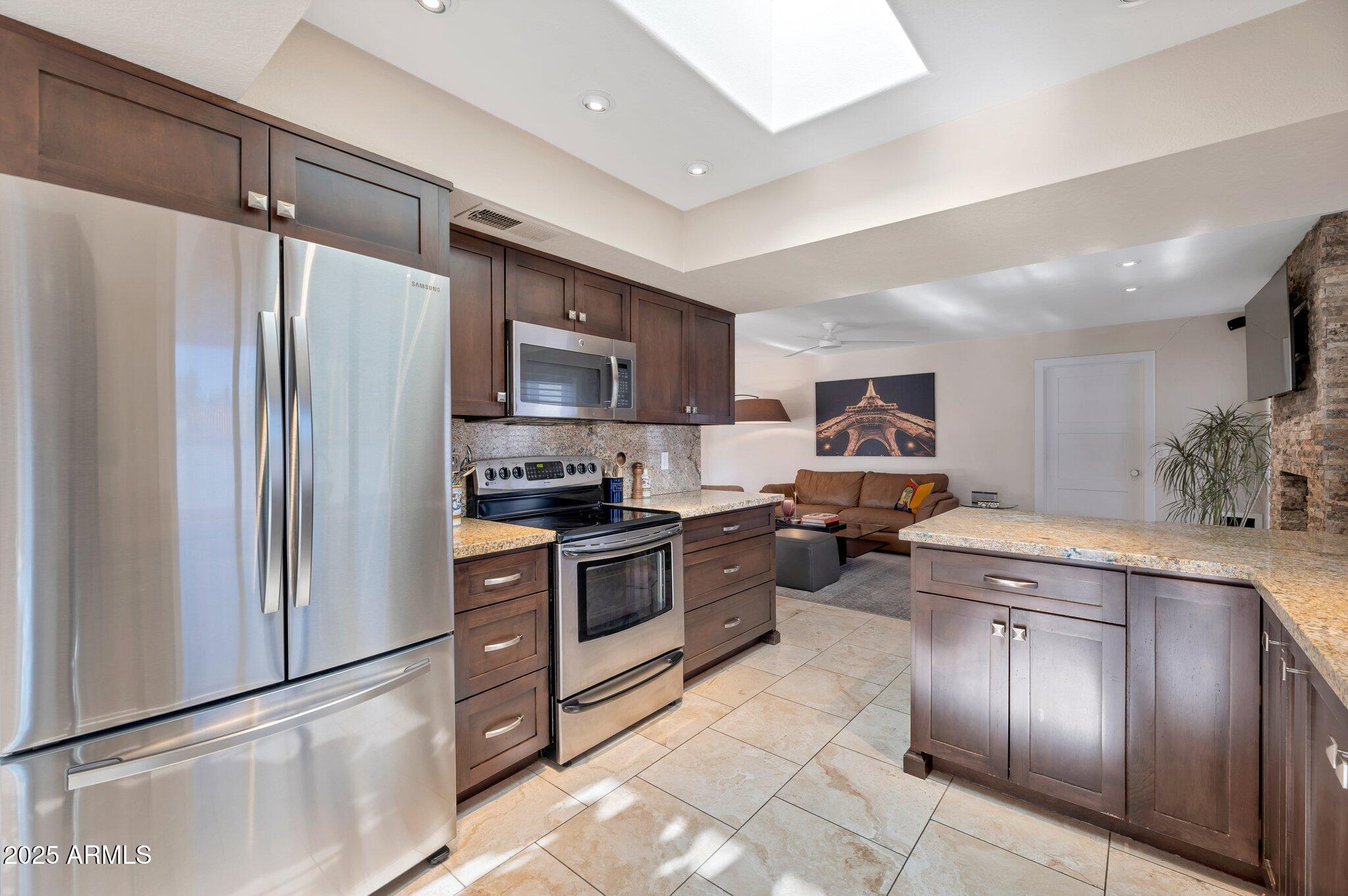 8137 E NASEEM Trail