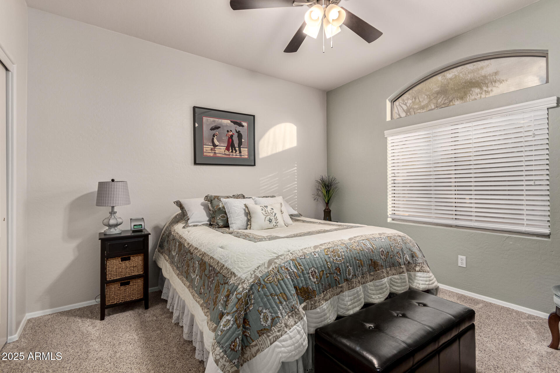 7942 E SUGARLOAF Circle