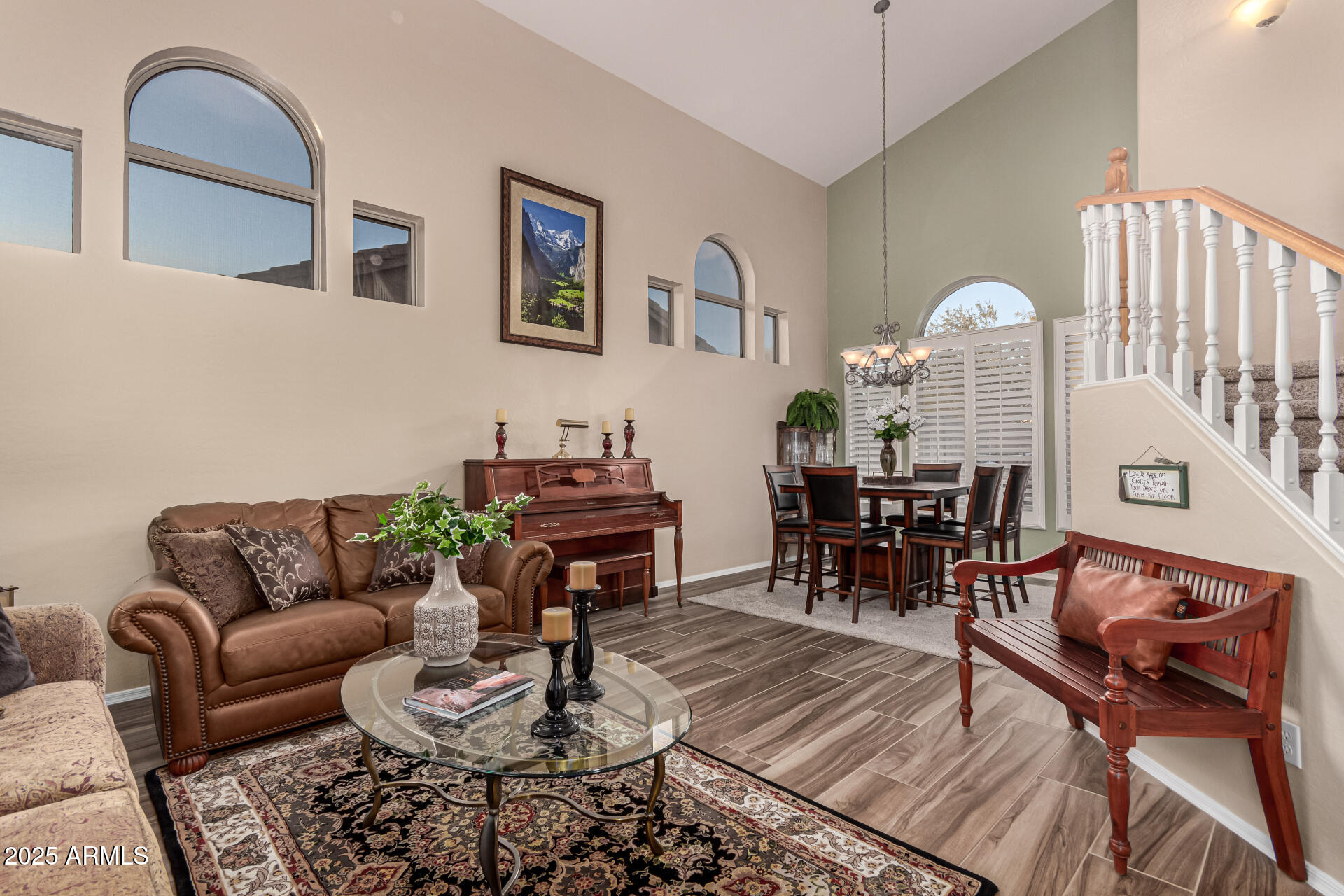 7942 E SUGARLOAF Circle