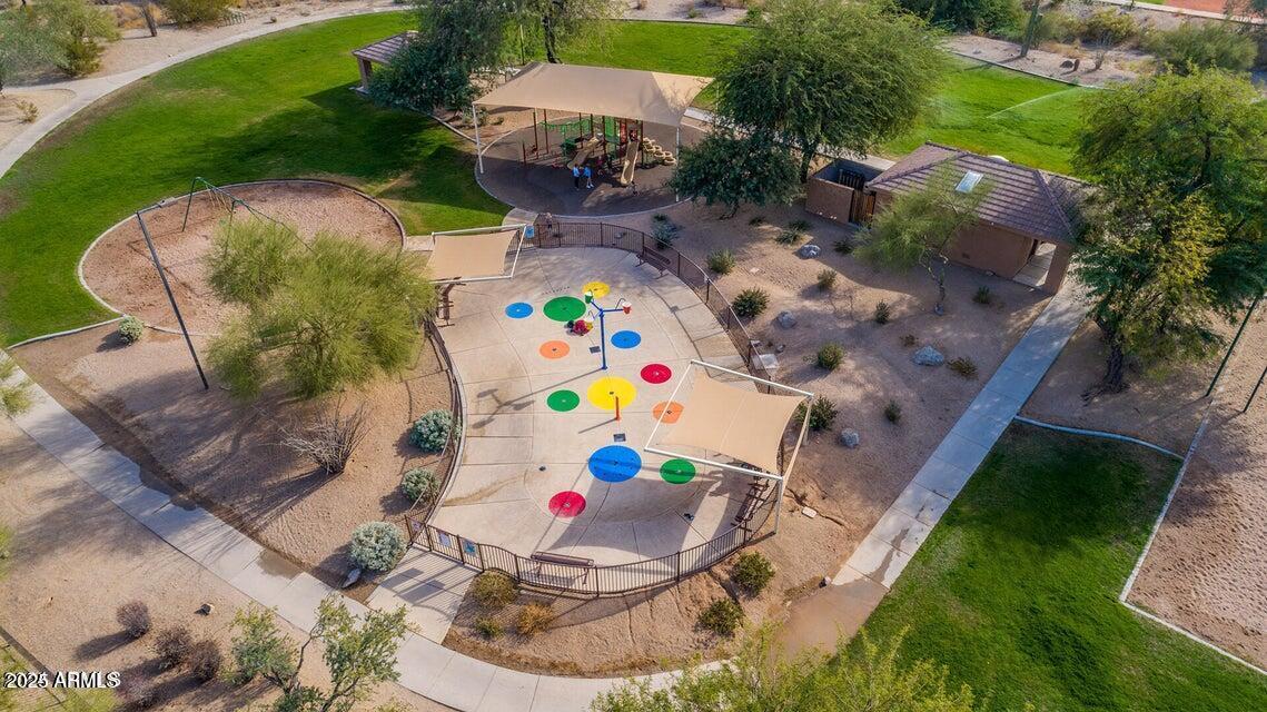 7942 E SUGARLOAF Circle