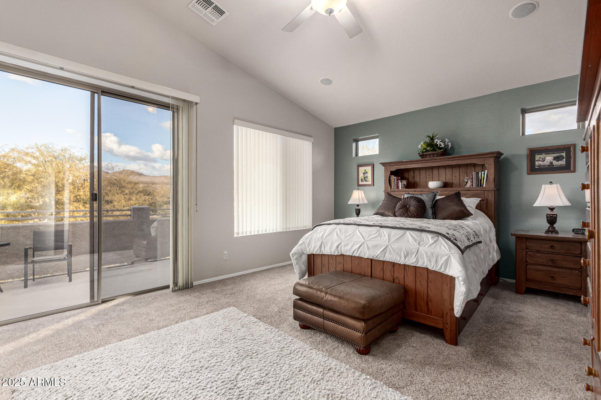 7942 E SUGARLOAF Circle