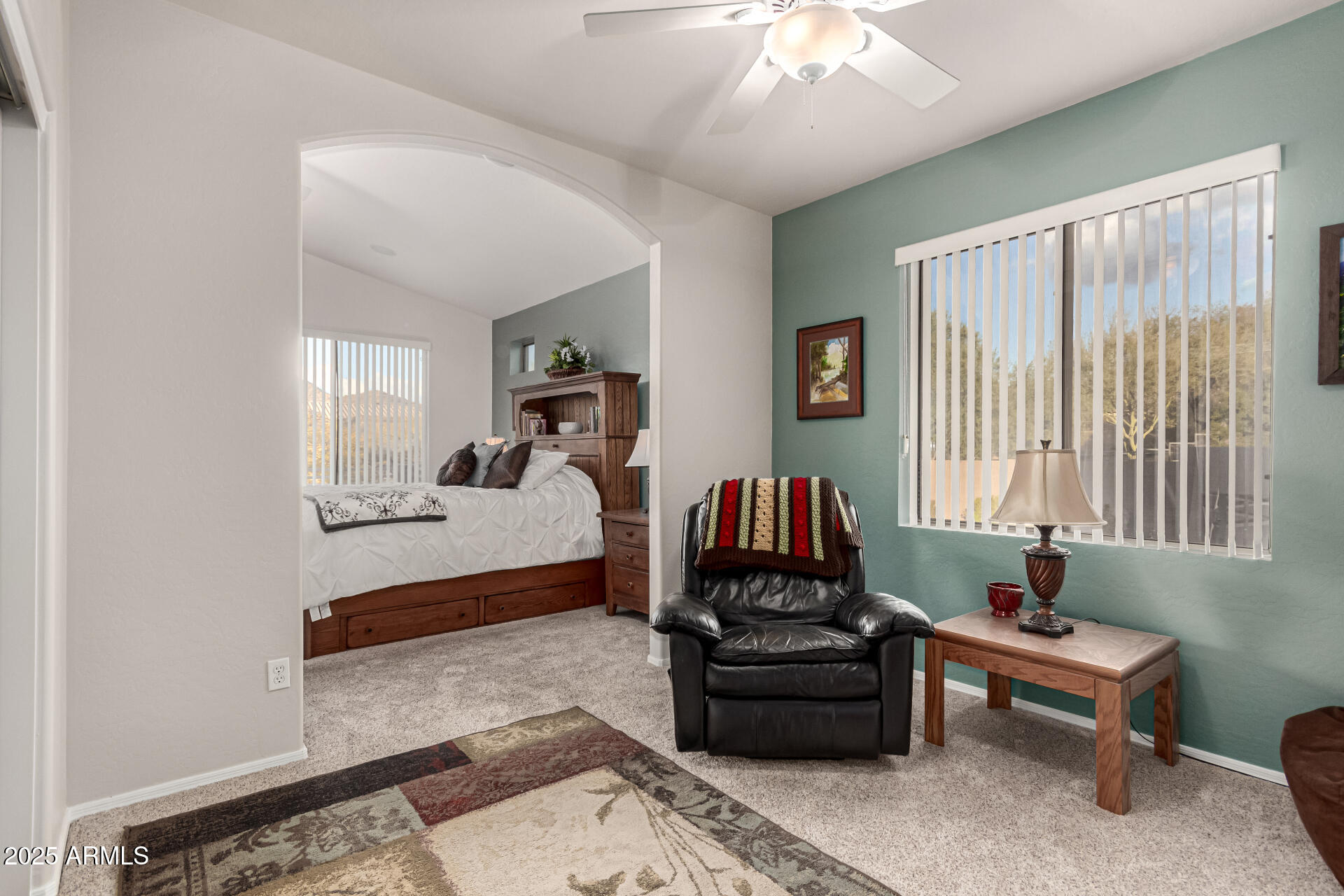 7942 E SUGARLOAF Circle