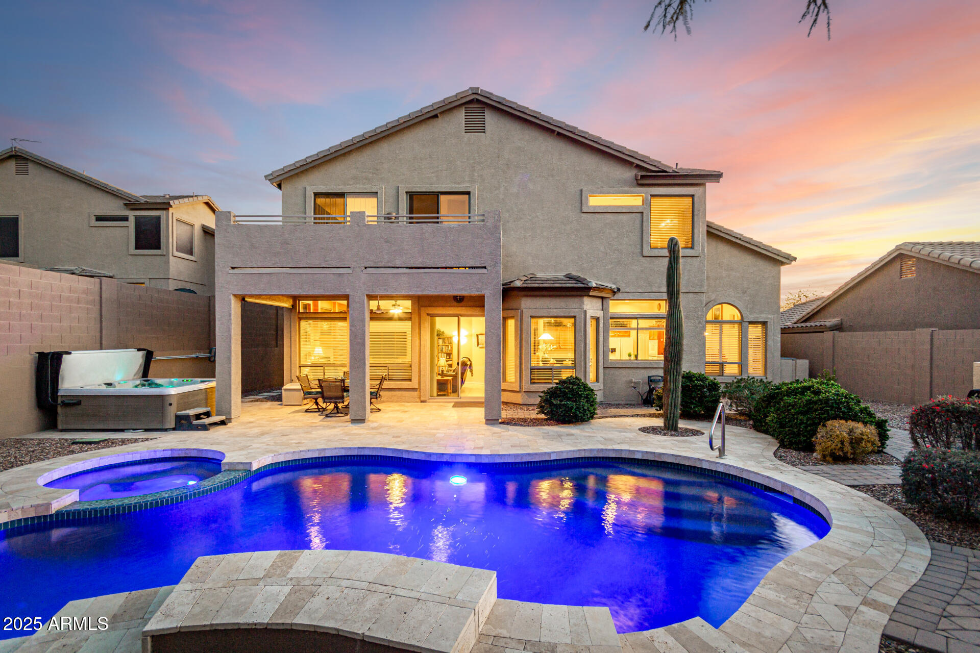 7942 E SUGARLOAF Circle