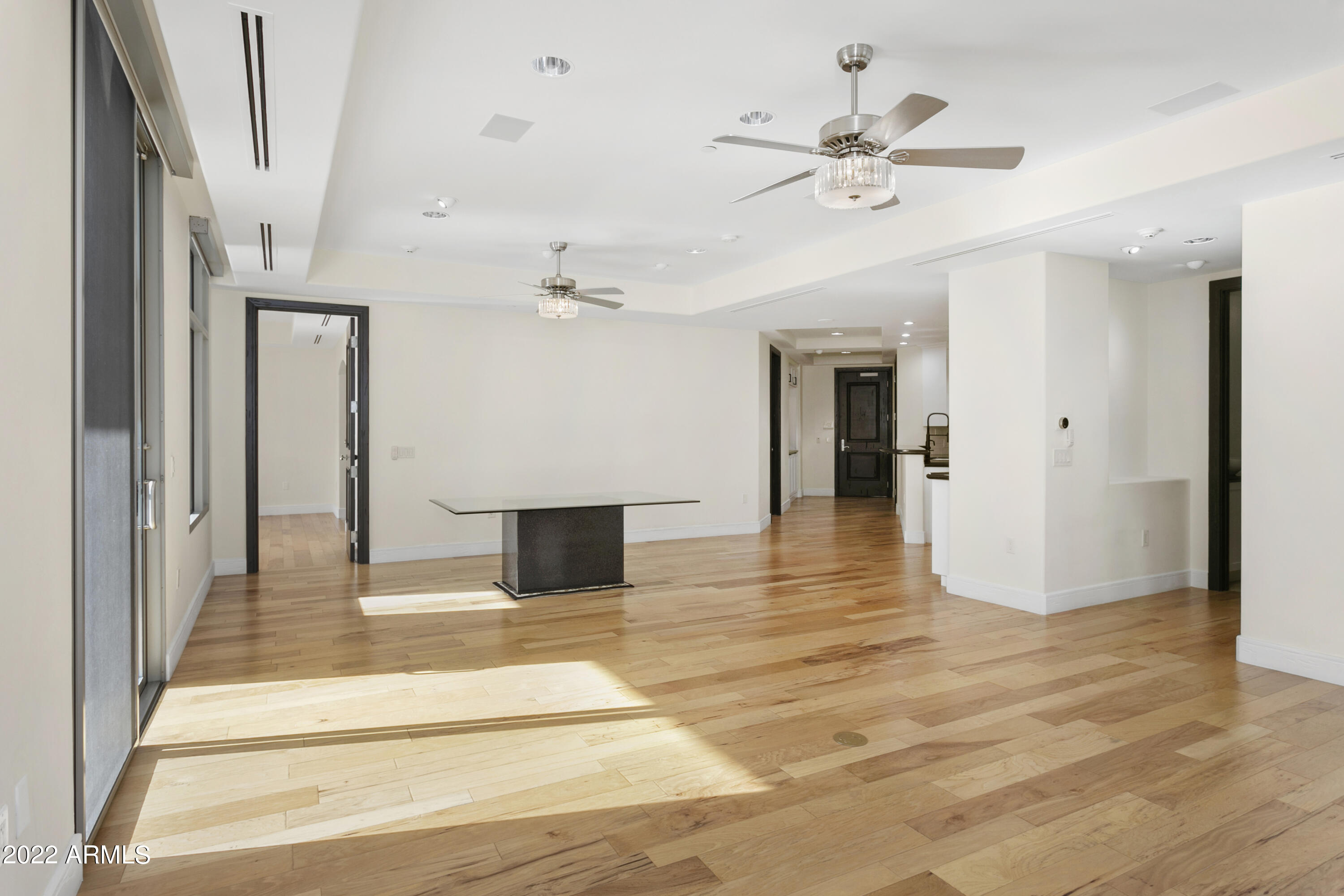 2211 E CAMELBACK Road, 105