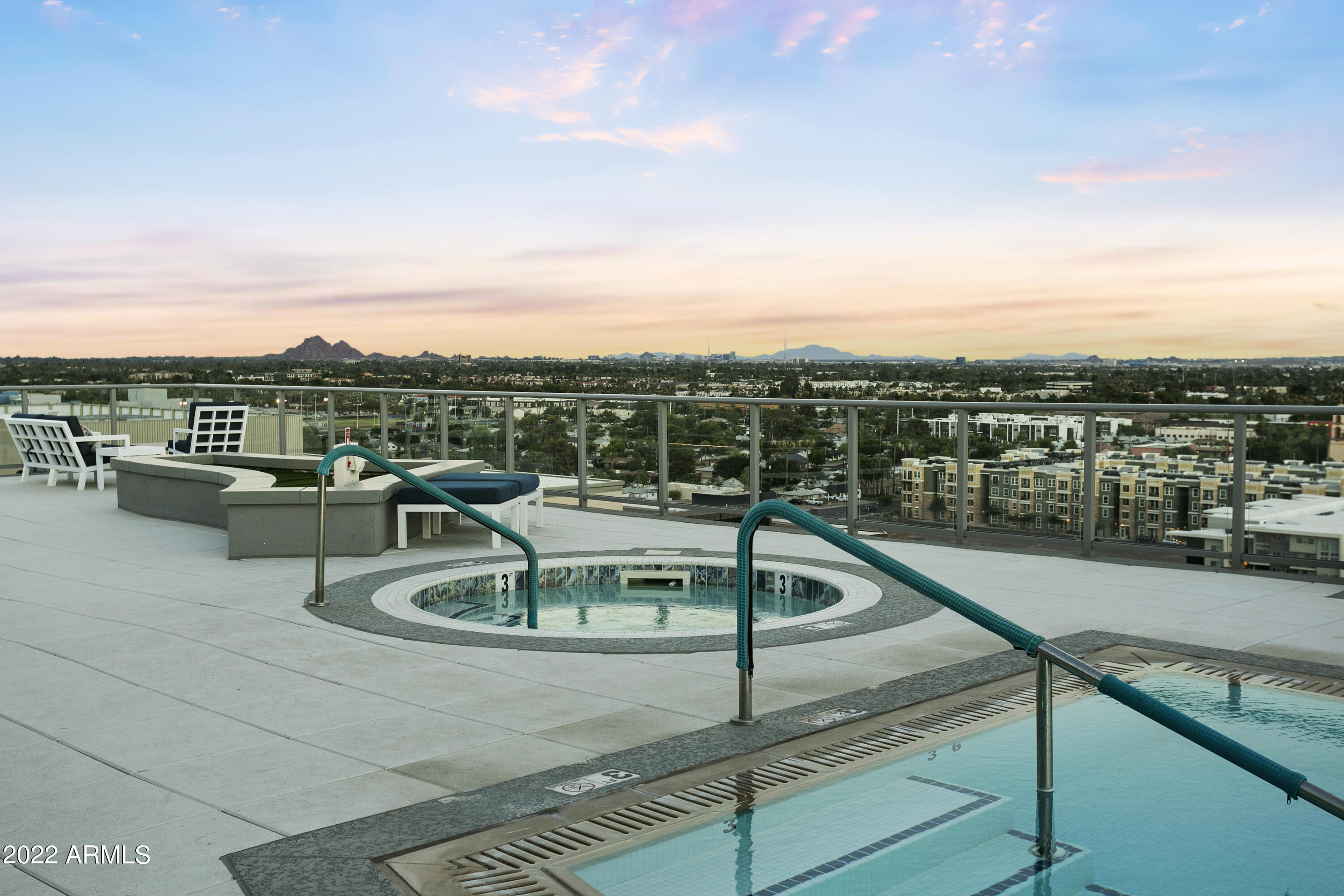 2211 E CAMELBACK Road, 105