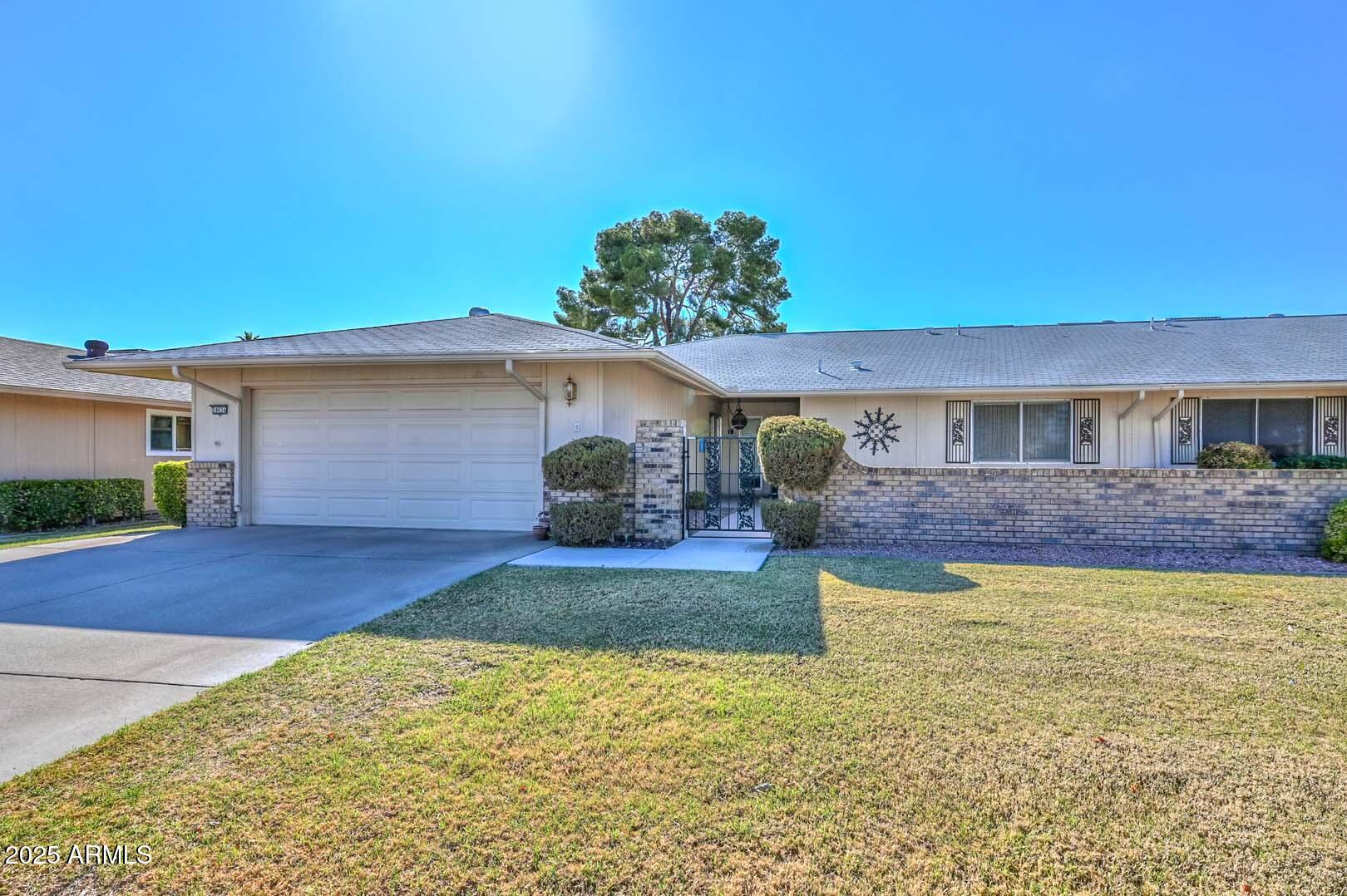 18034 N HIGHWOOD Court