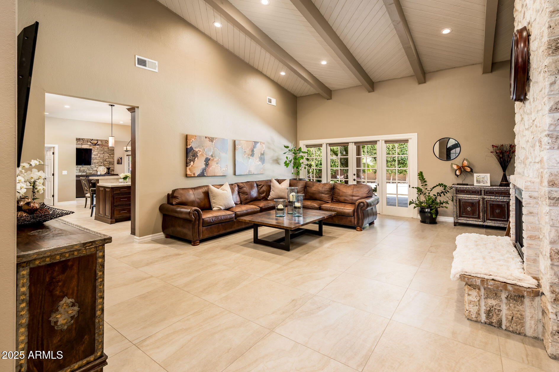 1516 W PORT AU PRINCE Lane