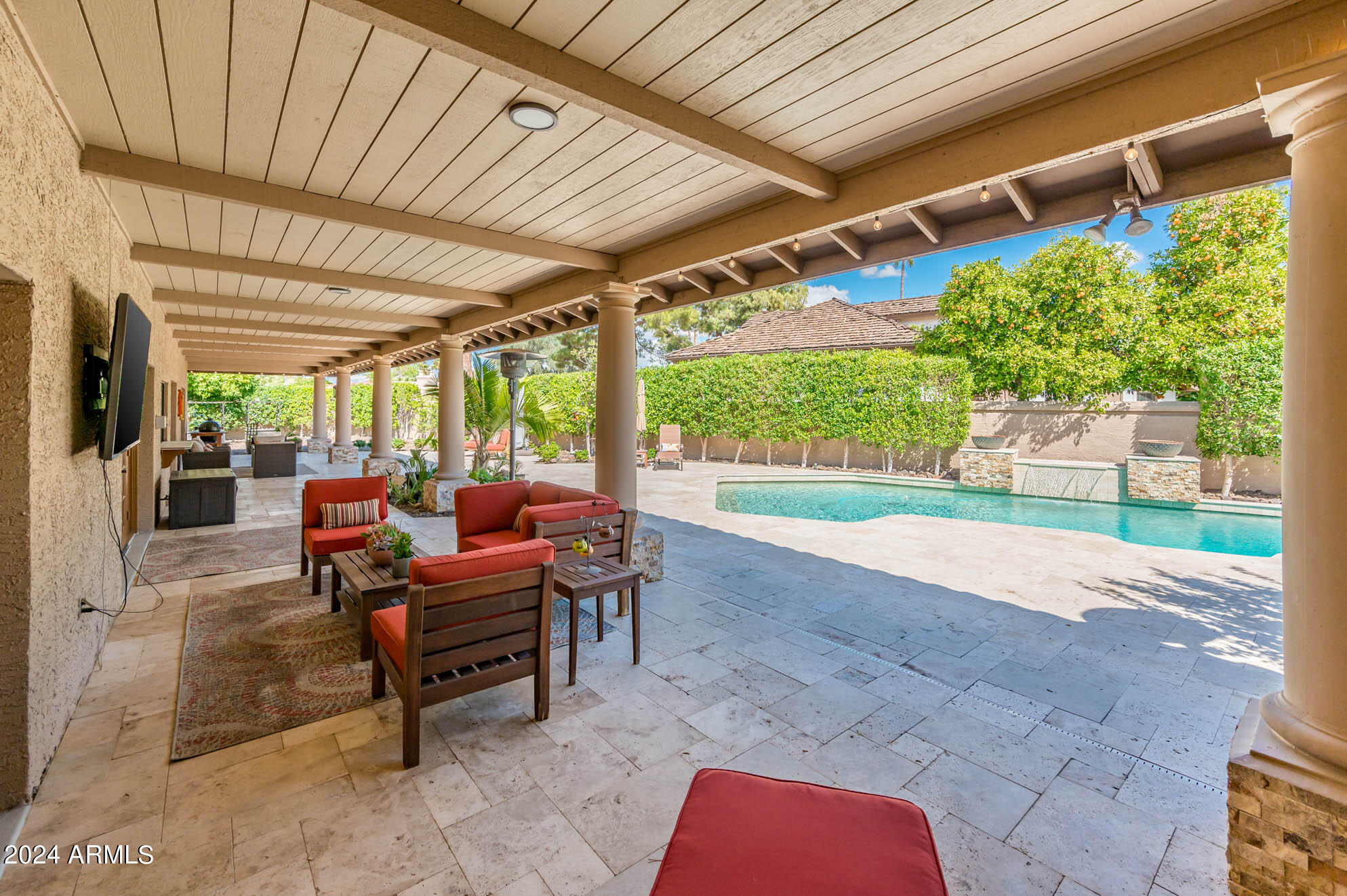 1516 W PORT AU PRINCE Lane