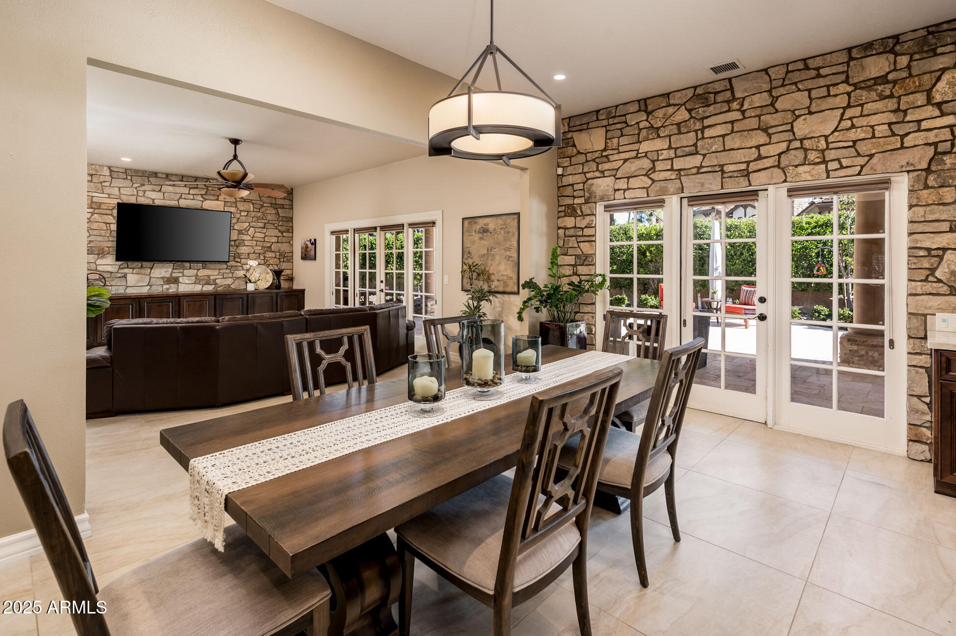 1516 W PORT AU PRINCE Lane