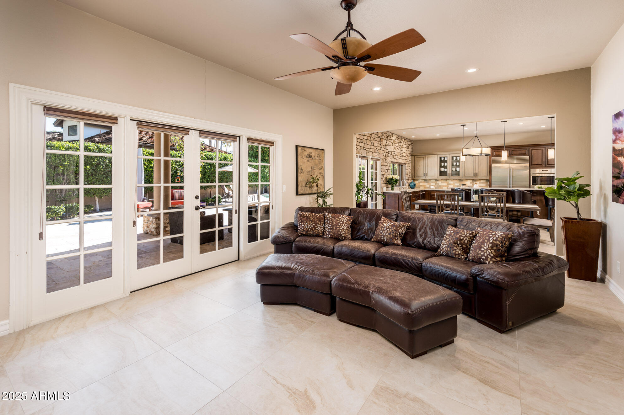1516 W PORT AU PRINCE Lane