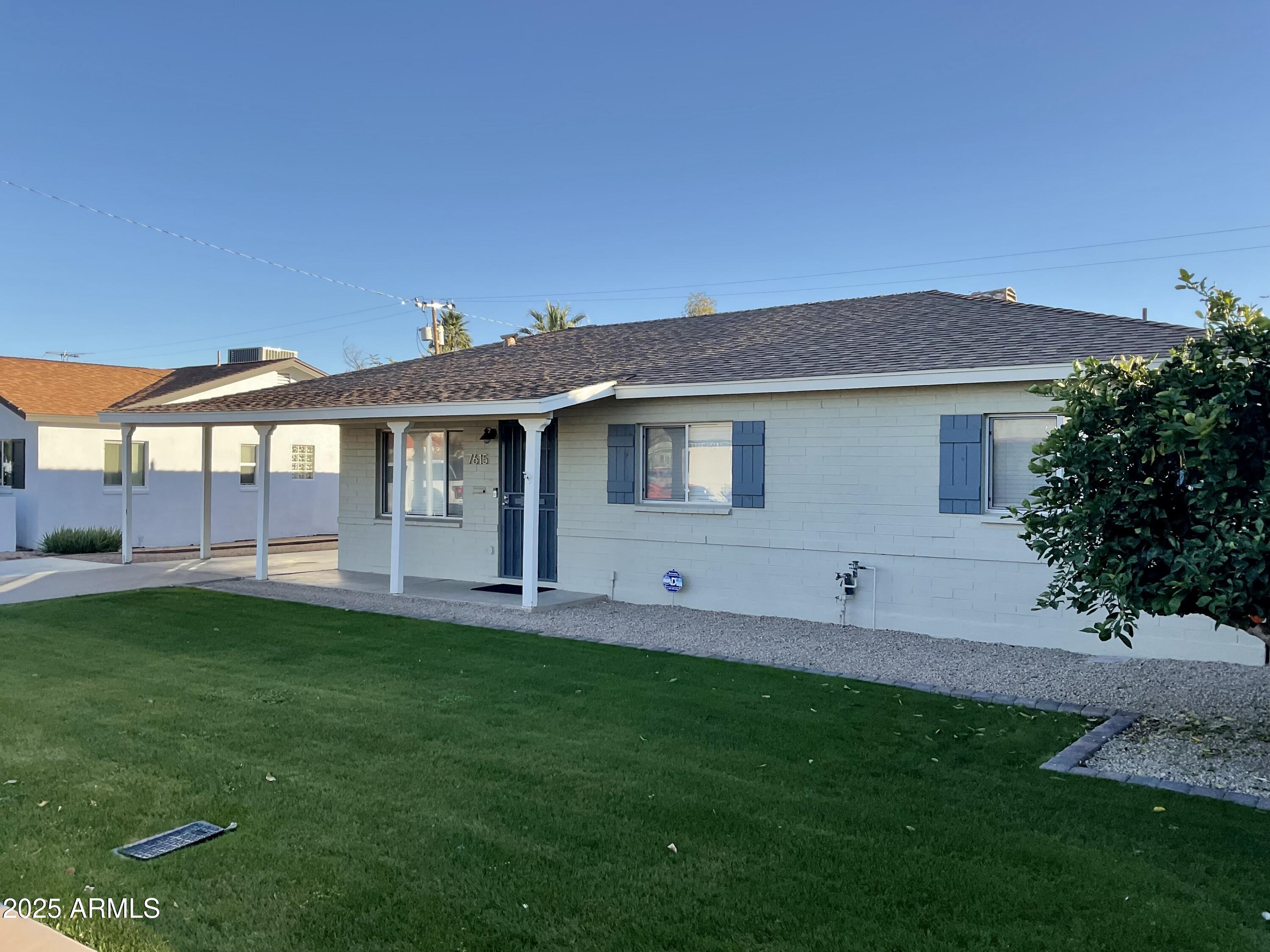 7615 E PINCHOT Avenue