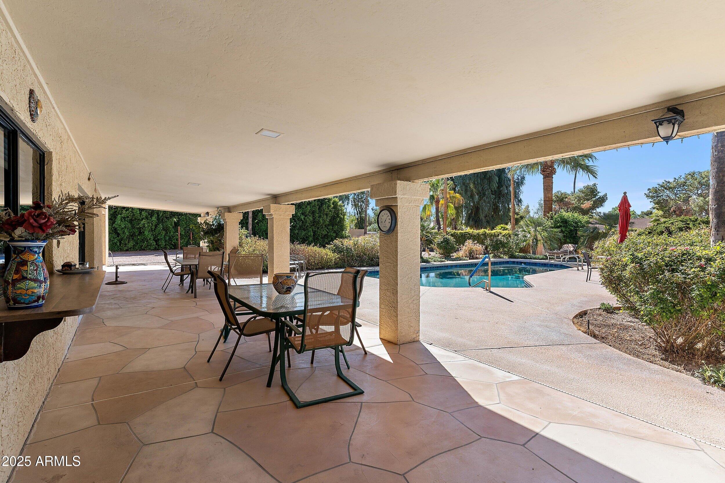 6137 E PARADISE Drive