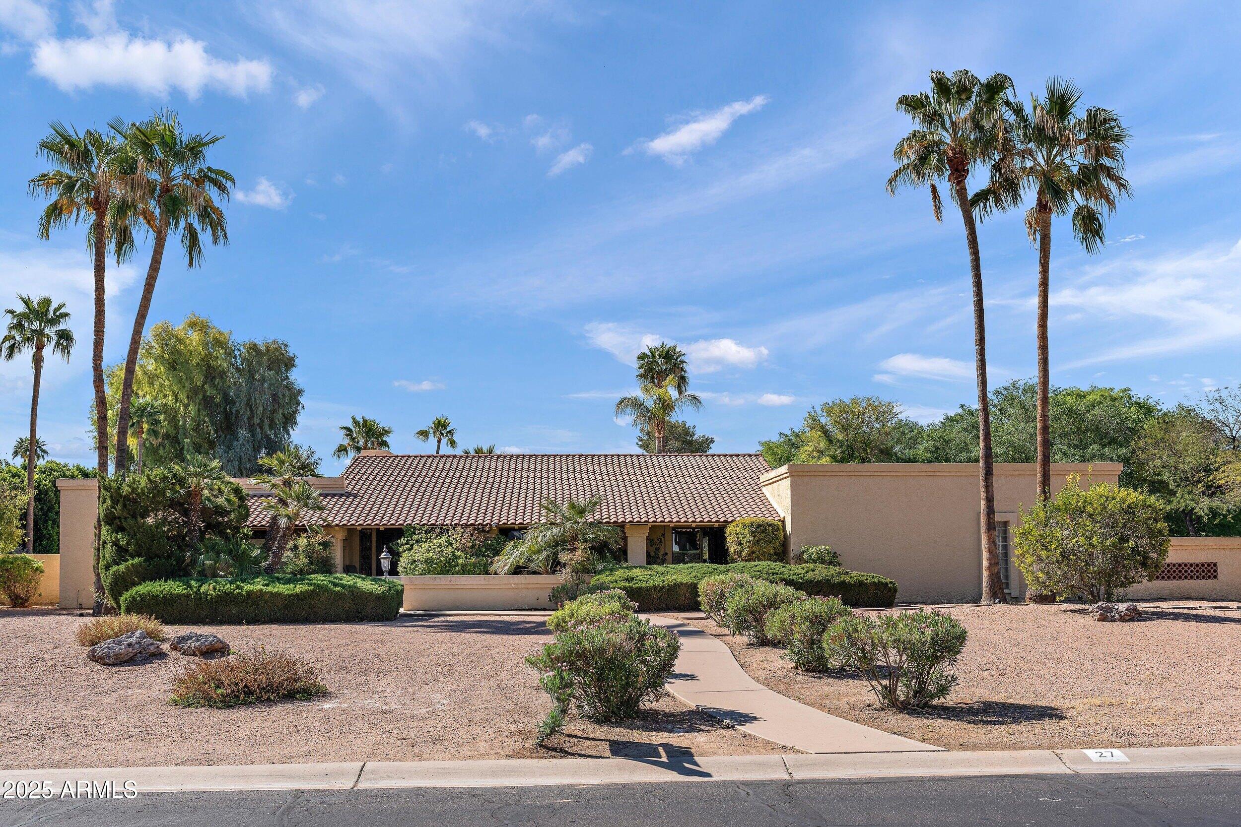 6137 E PARADISE Drive