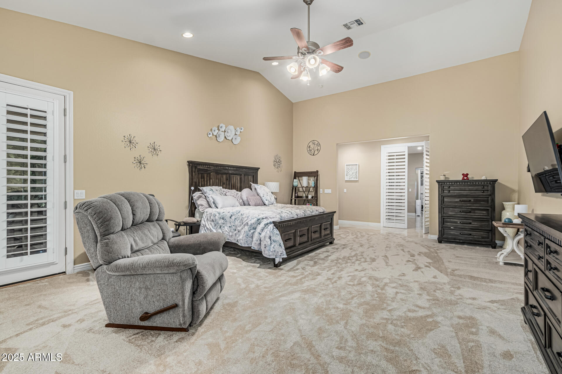 11511 E CHESTNUT Court
