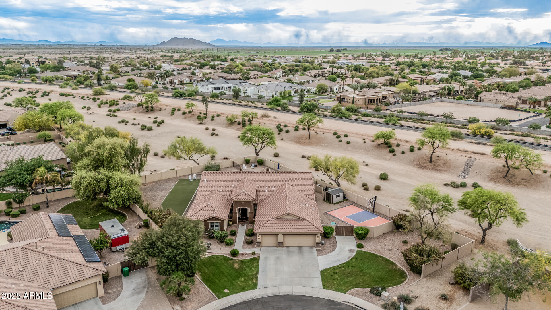 11511 E CHESTNUT Court