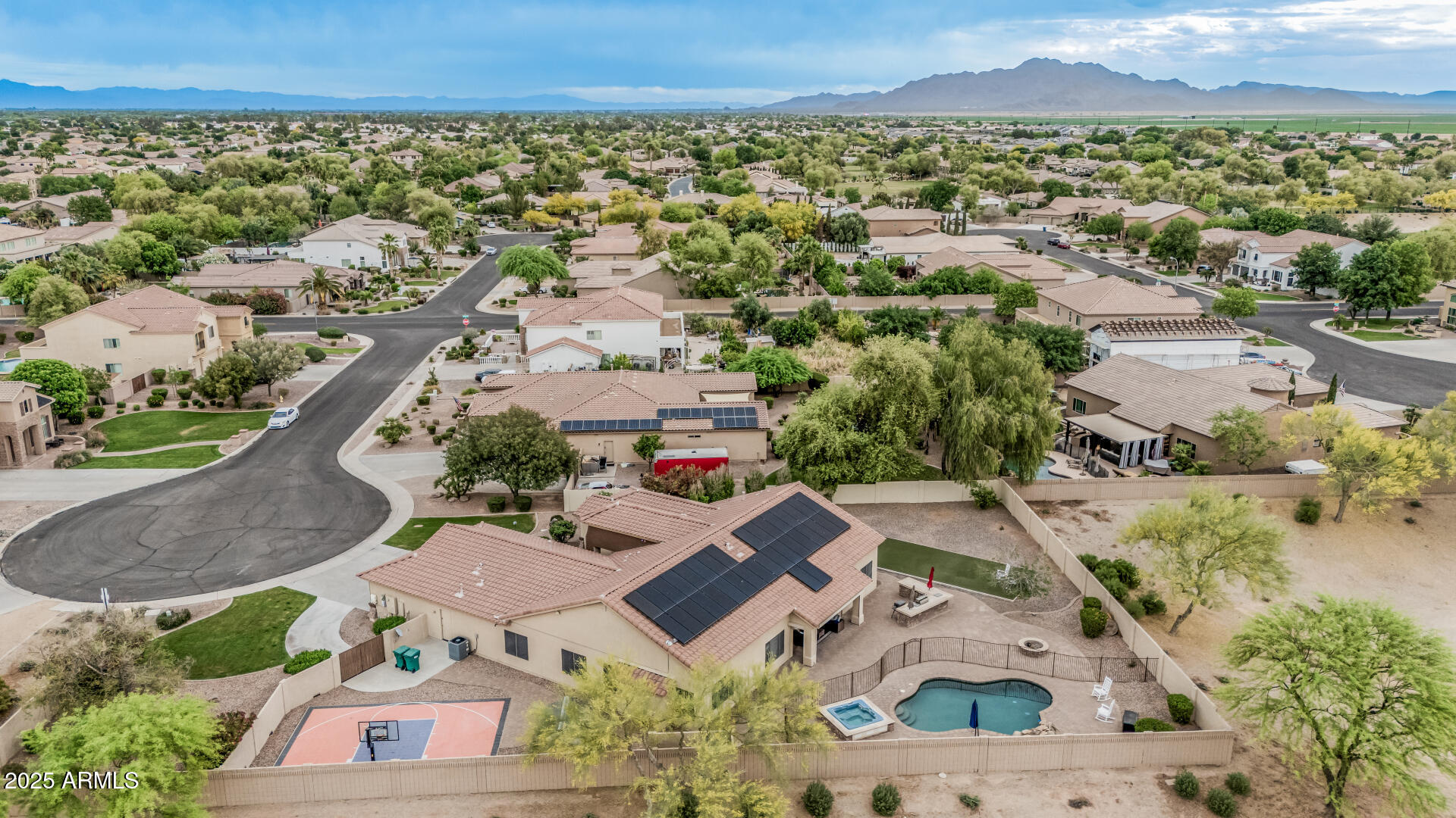 11511 E CHESTNUT Court
