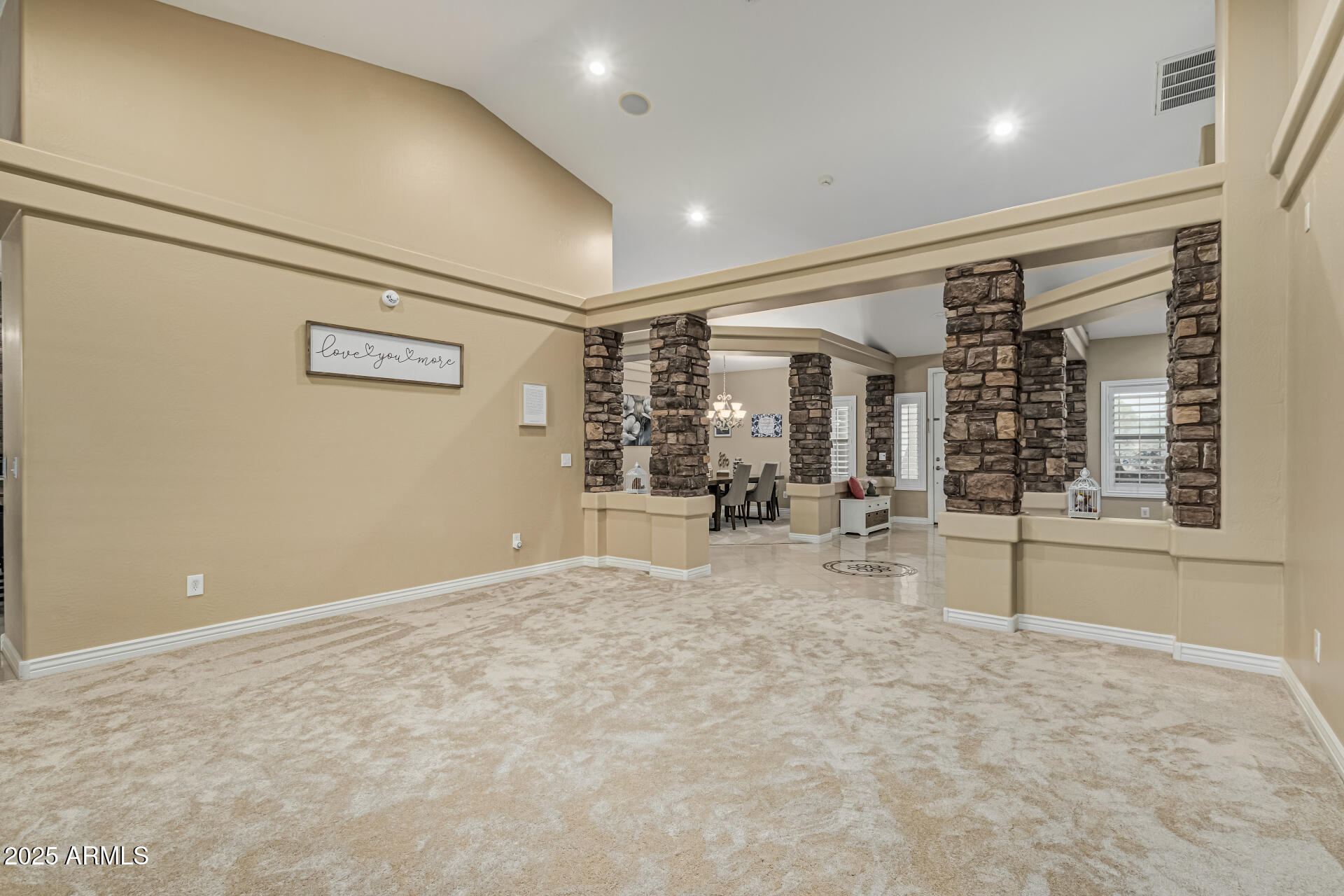 11511 E CHESTNUT Court