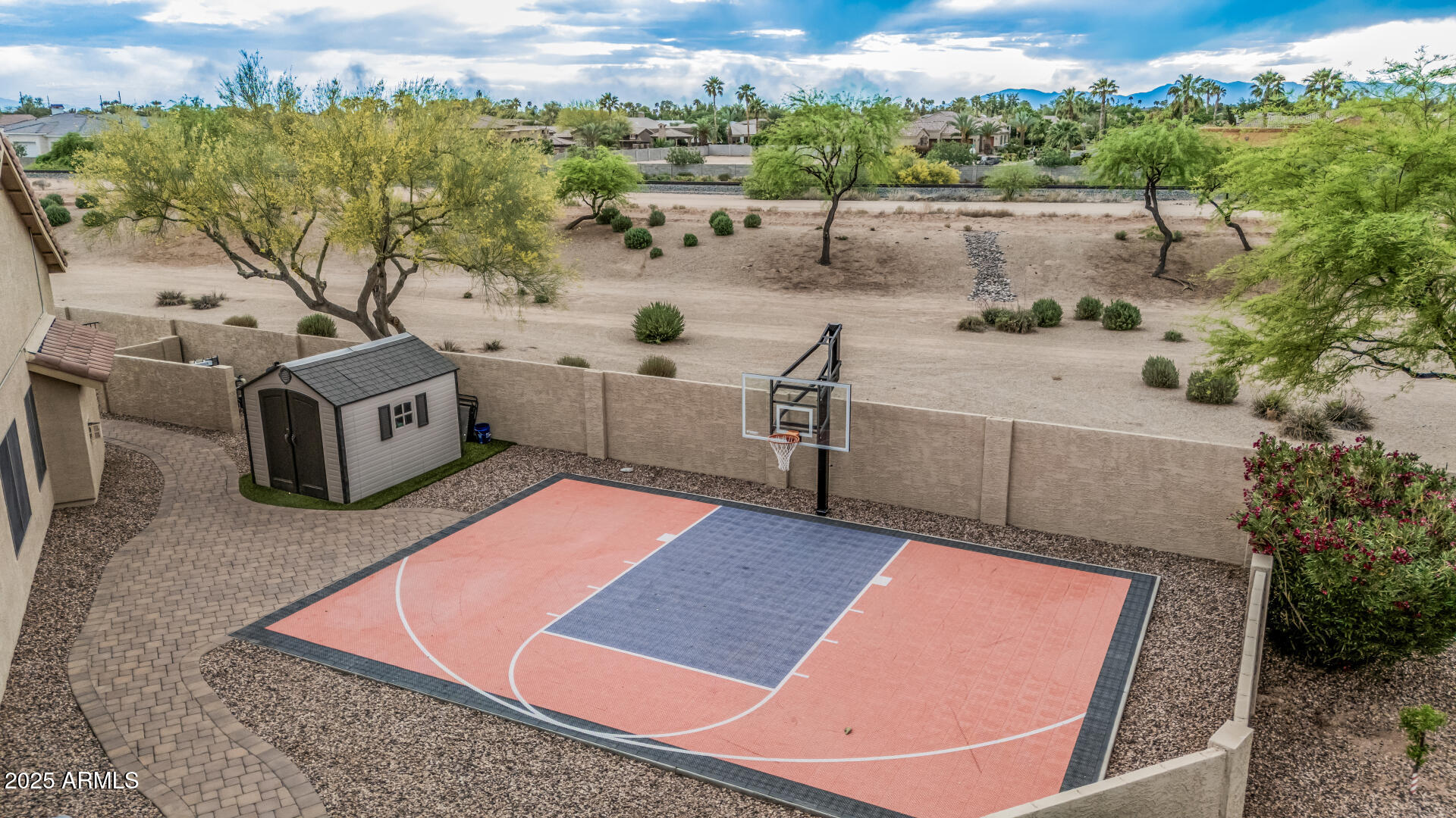 11511 E CHESTNUT Court