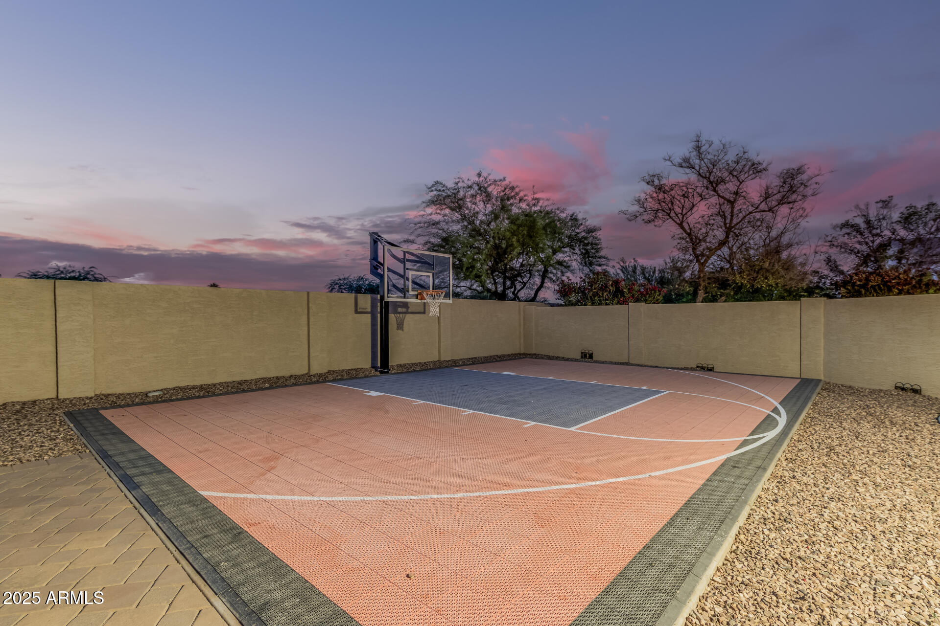 11511 E CHESTNUT Court