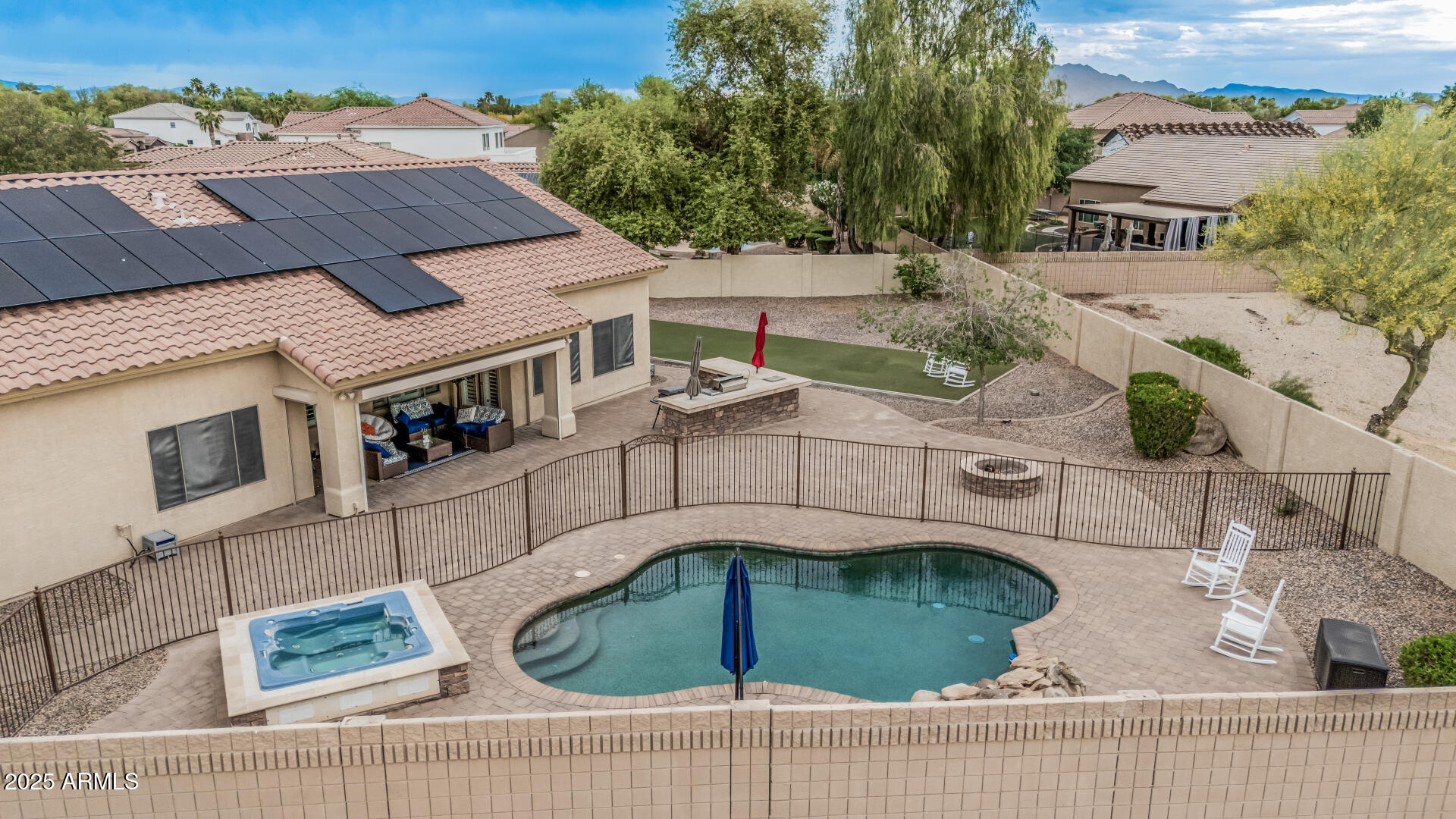 11511 E CHESTNUT Court