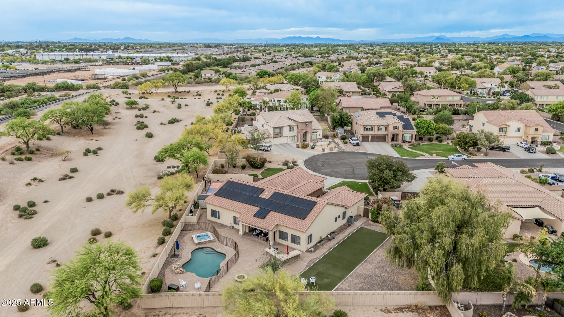 11511 E CHESTNUT Court