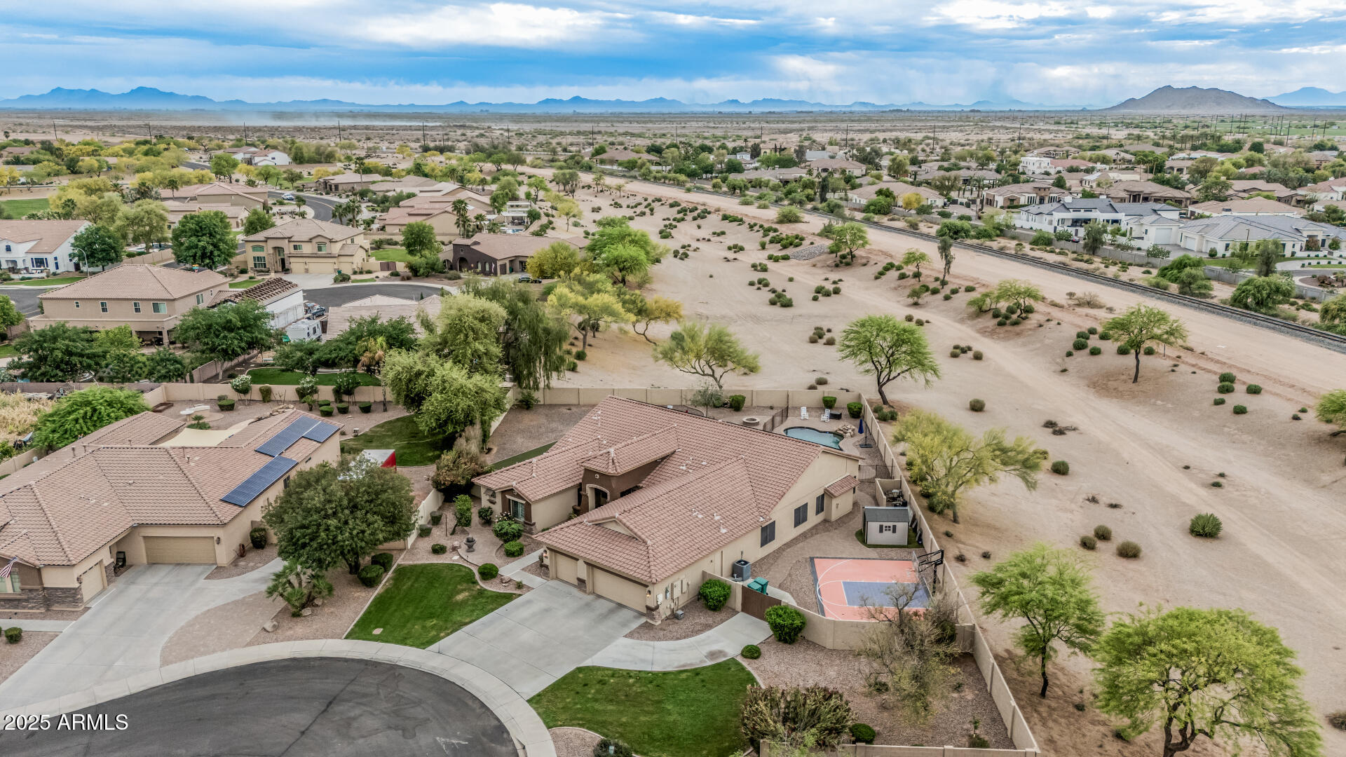 11511 E CHESTNUT Court