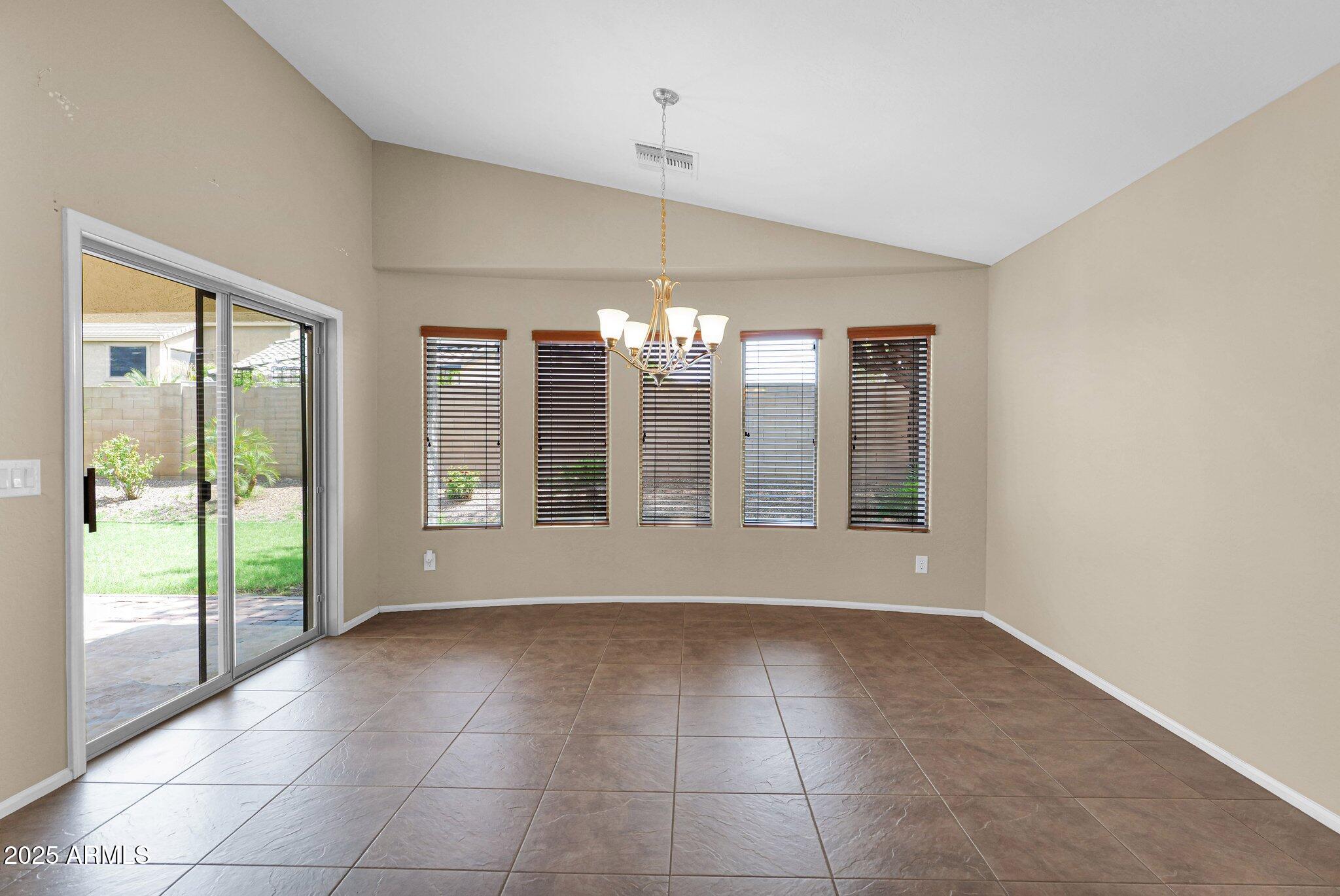 2620 E RUSTLING OAKS Lane