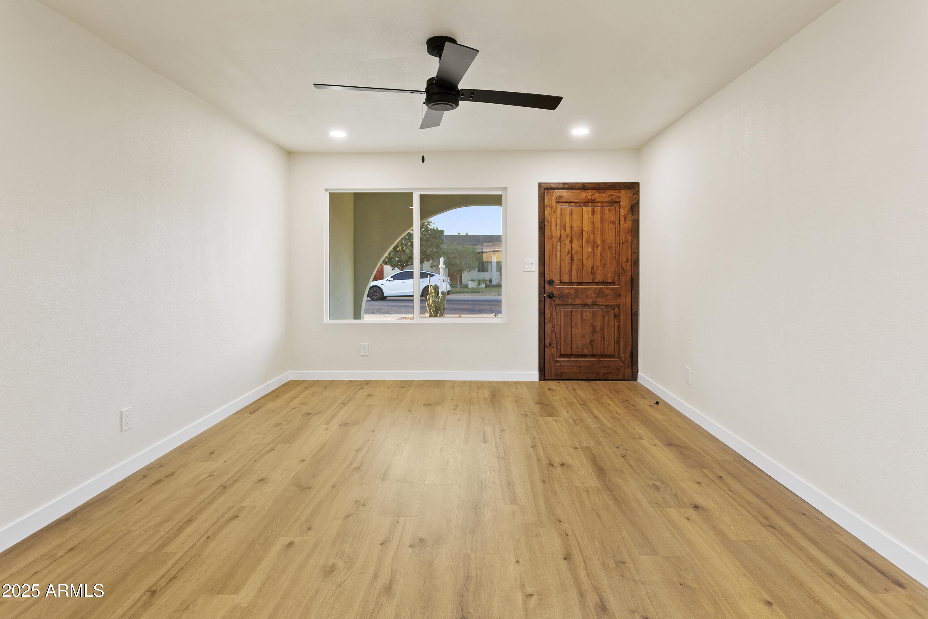 4611 E FREMONT Street