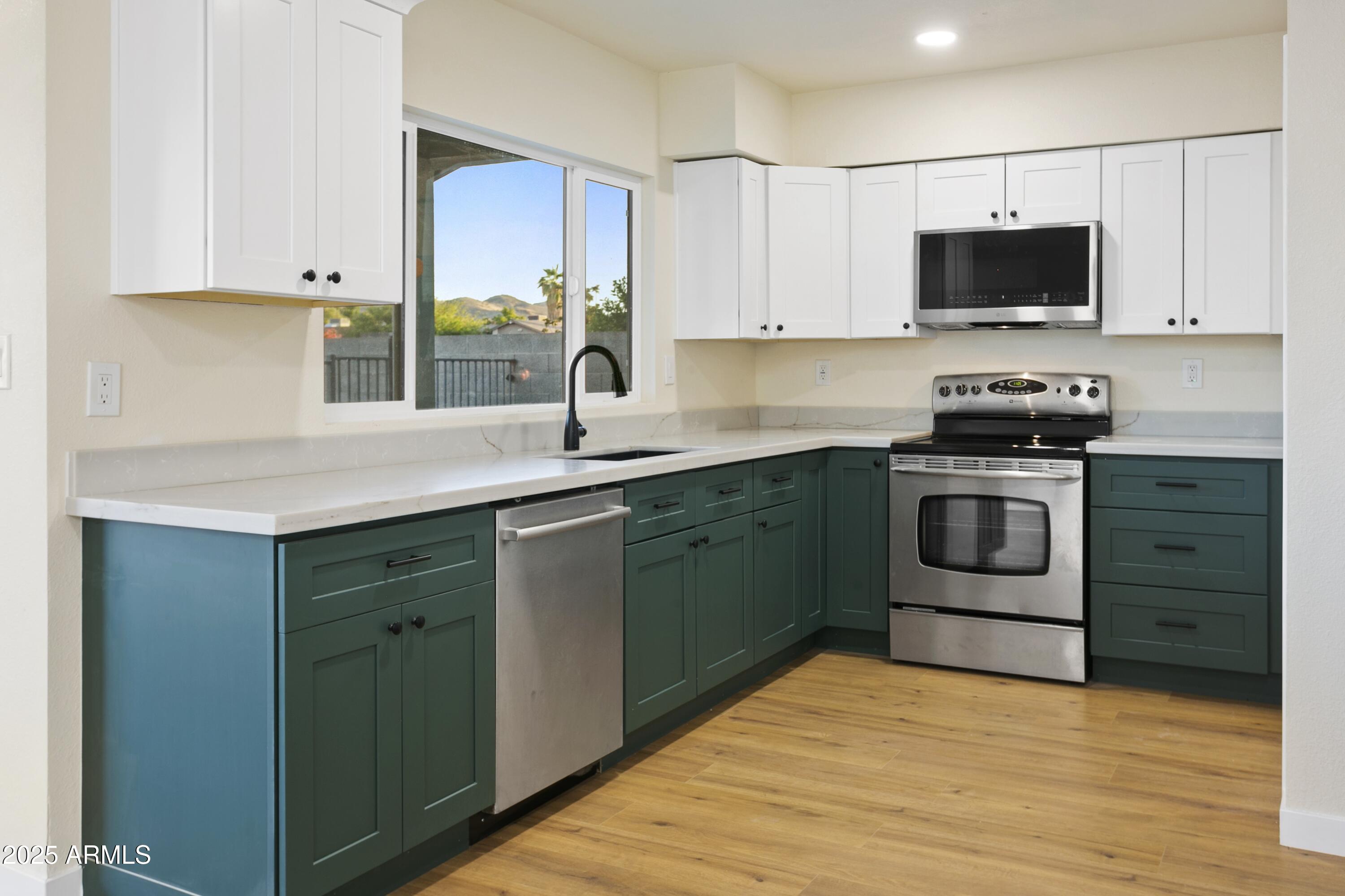 4611 E FREMONT Street