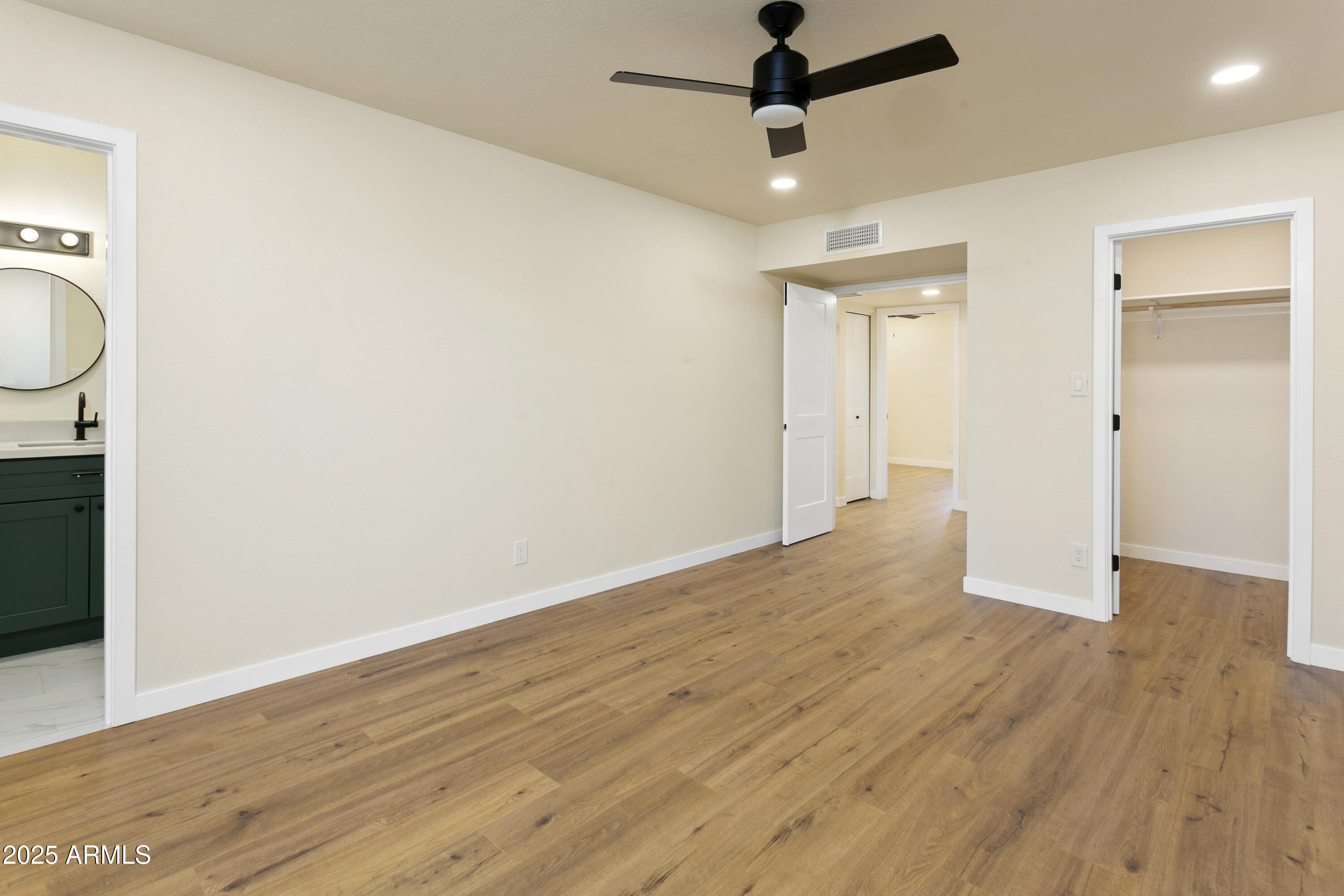 4611 E FREMONT Street