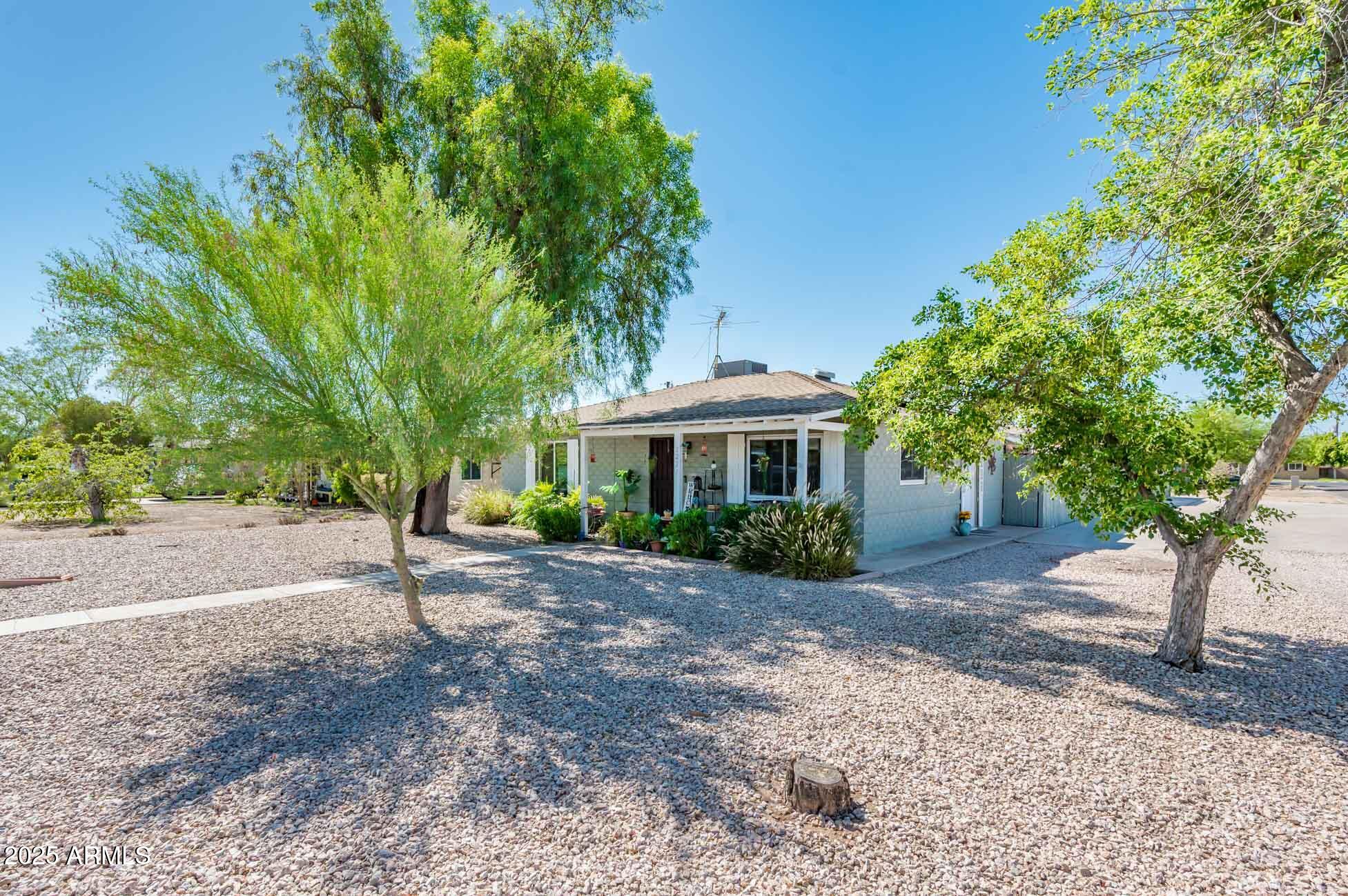 2221 W MITCHELL Drive